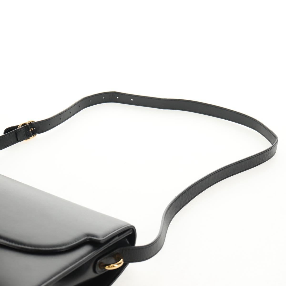 GUCCI GG Logo Shoulder Bag Leather Black Gold 589471 Auth 144672M