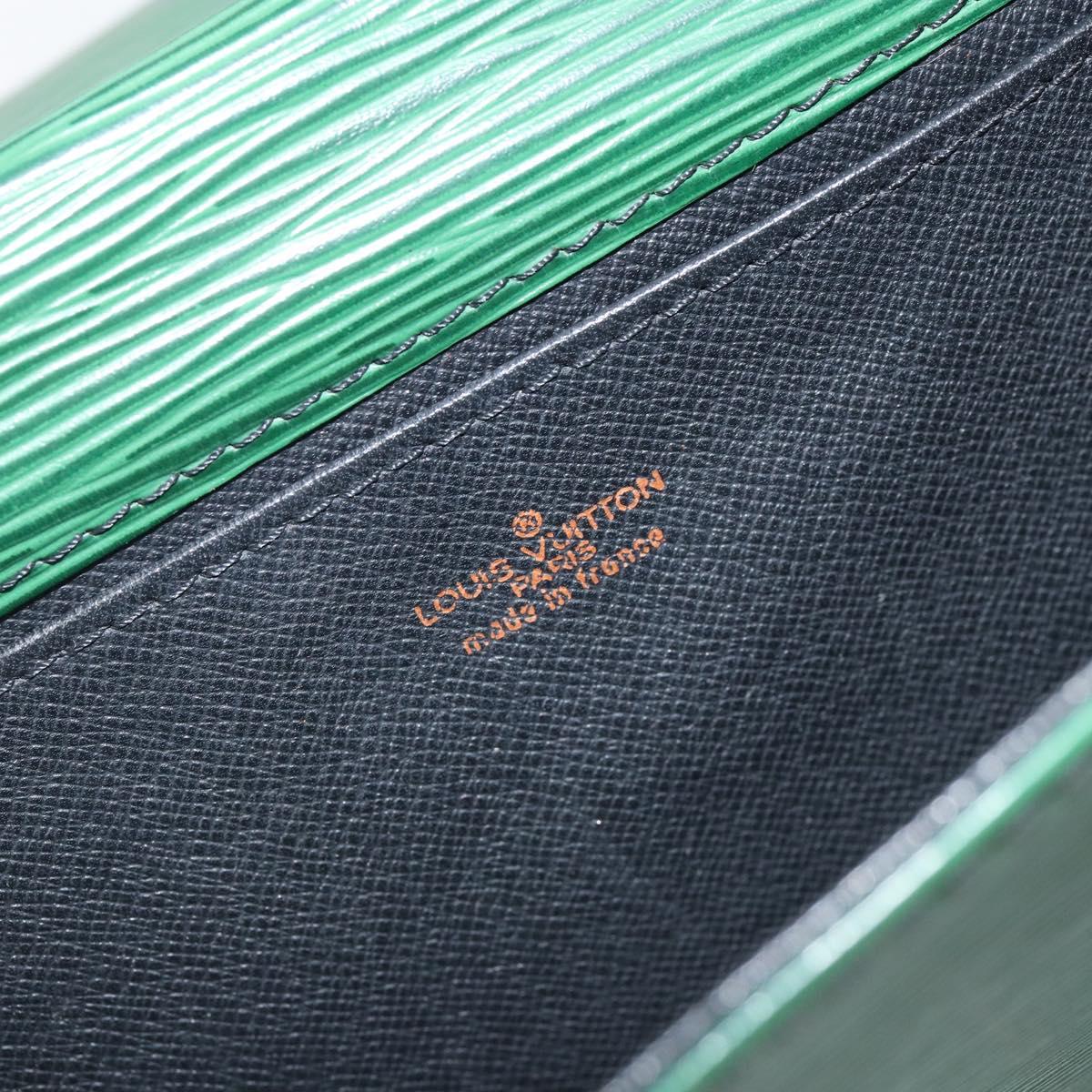 LOUIS VUITTON Epi Jena Clutch Bag Green M52724 LV Auth 144783