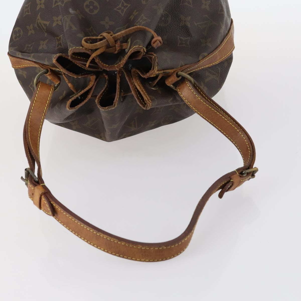 LOUIS VUITTON Monogram Noe Shoulder Bag M42224 LV Auth 145177