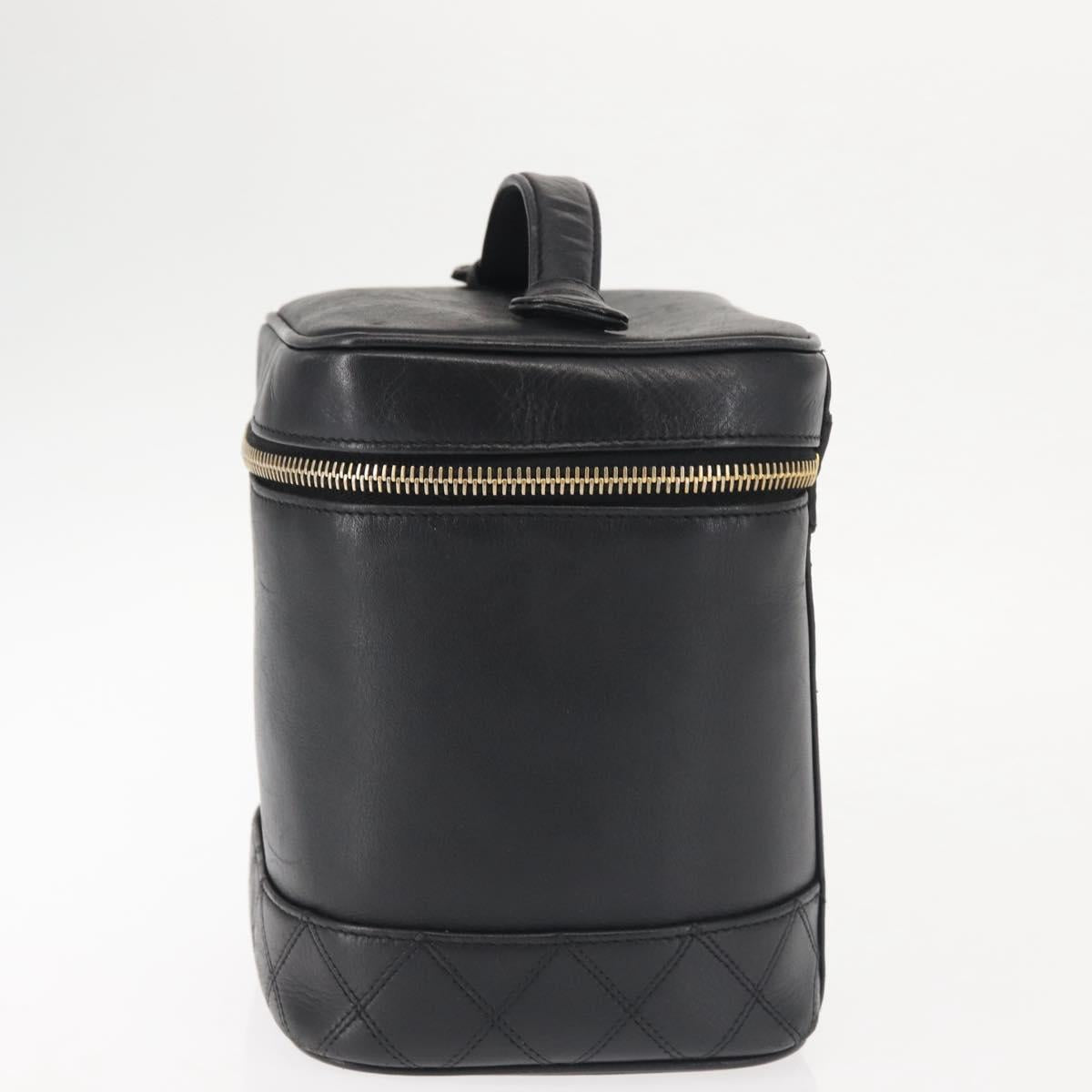 CHANEL Bicolore Vanity Pouch Lamb Skin Black Gold CC Auth 145355