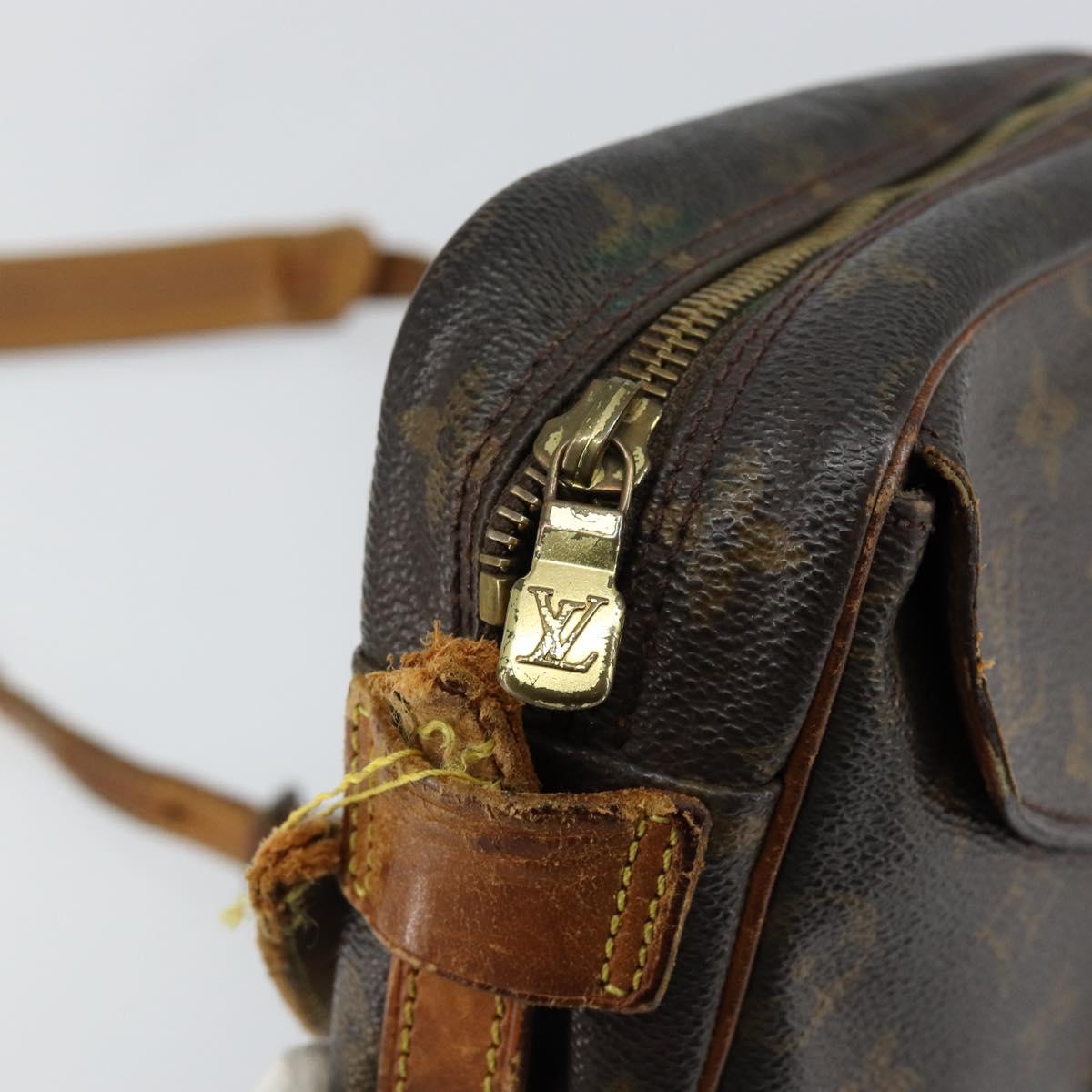 LOUIS VUITTON Monogram Jeune Fille MM Shoulder Bag M51226 LV Auth 145371