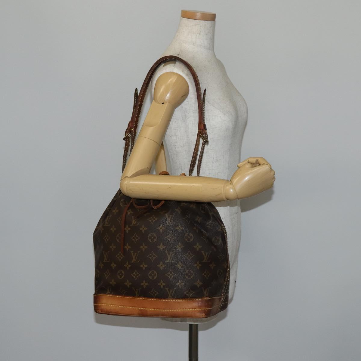 LOUIS VUITTON Monogram Noe Shoulder Bag M42224 LV Auth 145391
