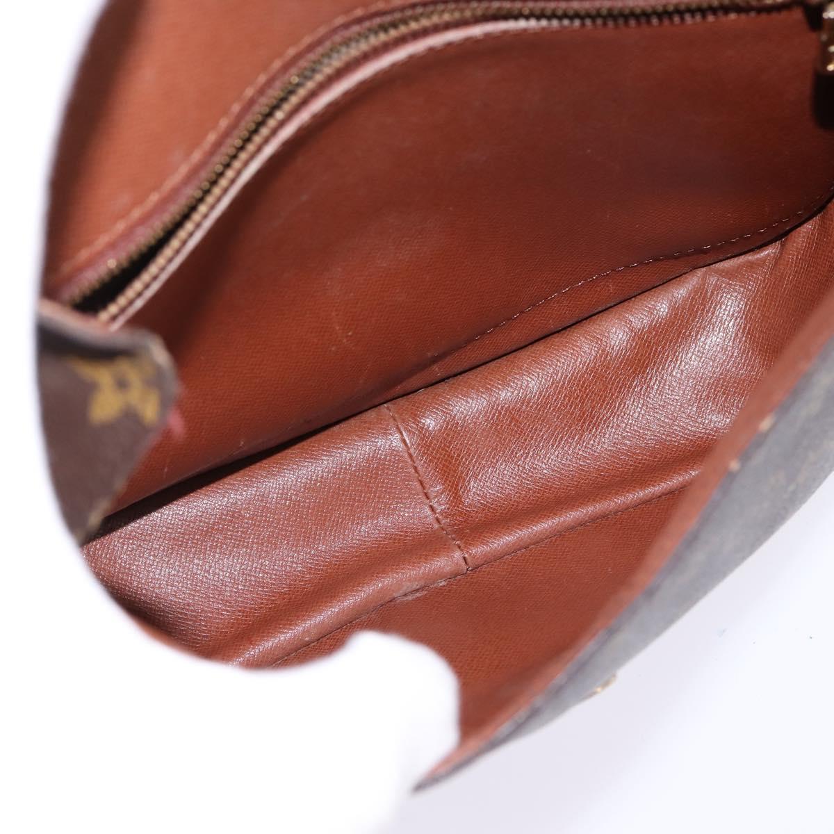 LOUIS VUITTON Monogram Saint Cloud GM Shoulder Bag M51242 LV Auth 145394