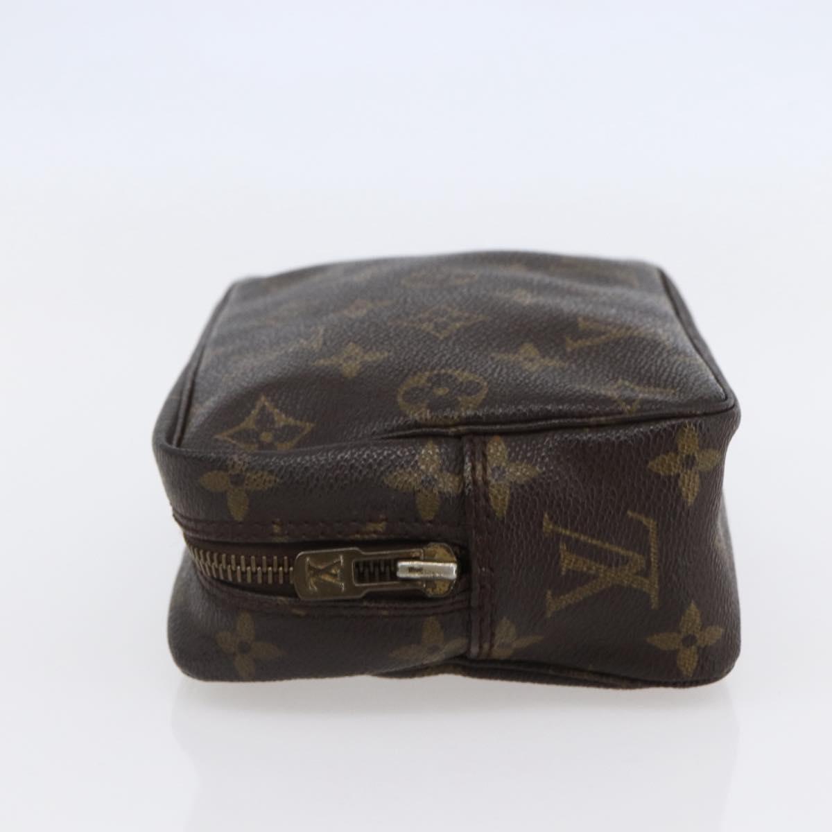 LOUIS VUITTON Monogram Trousse Toilette 18 Pouch M47526 LV Auth 145396