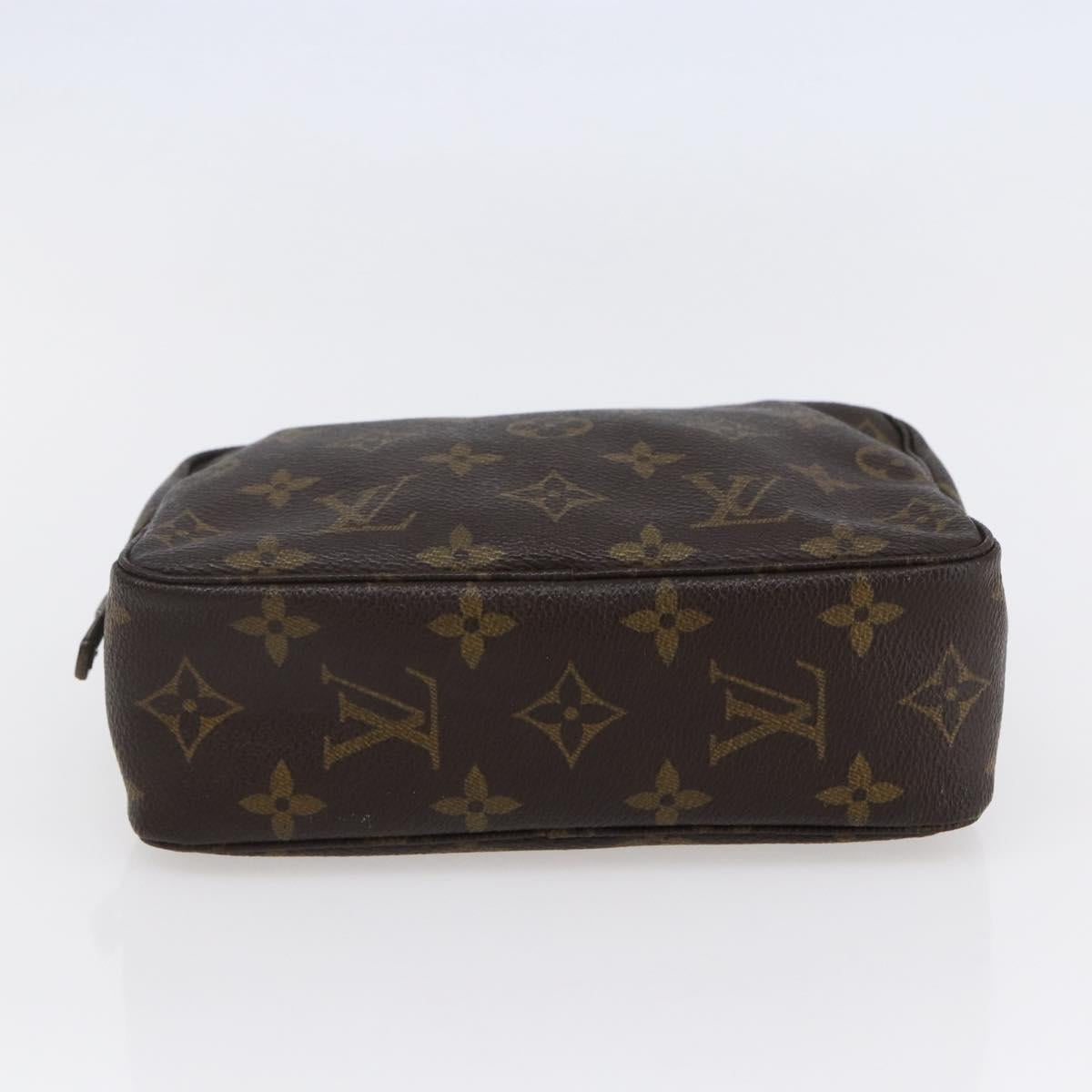 LOUIS VUITTON Monogram Trousse Toilette 18 Pouch M47526 LV Auth 145396