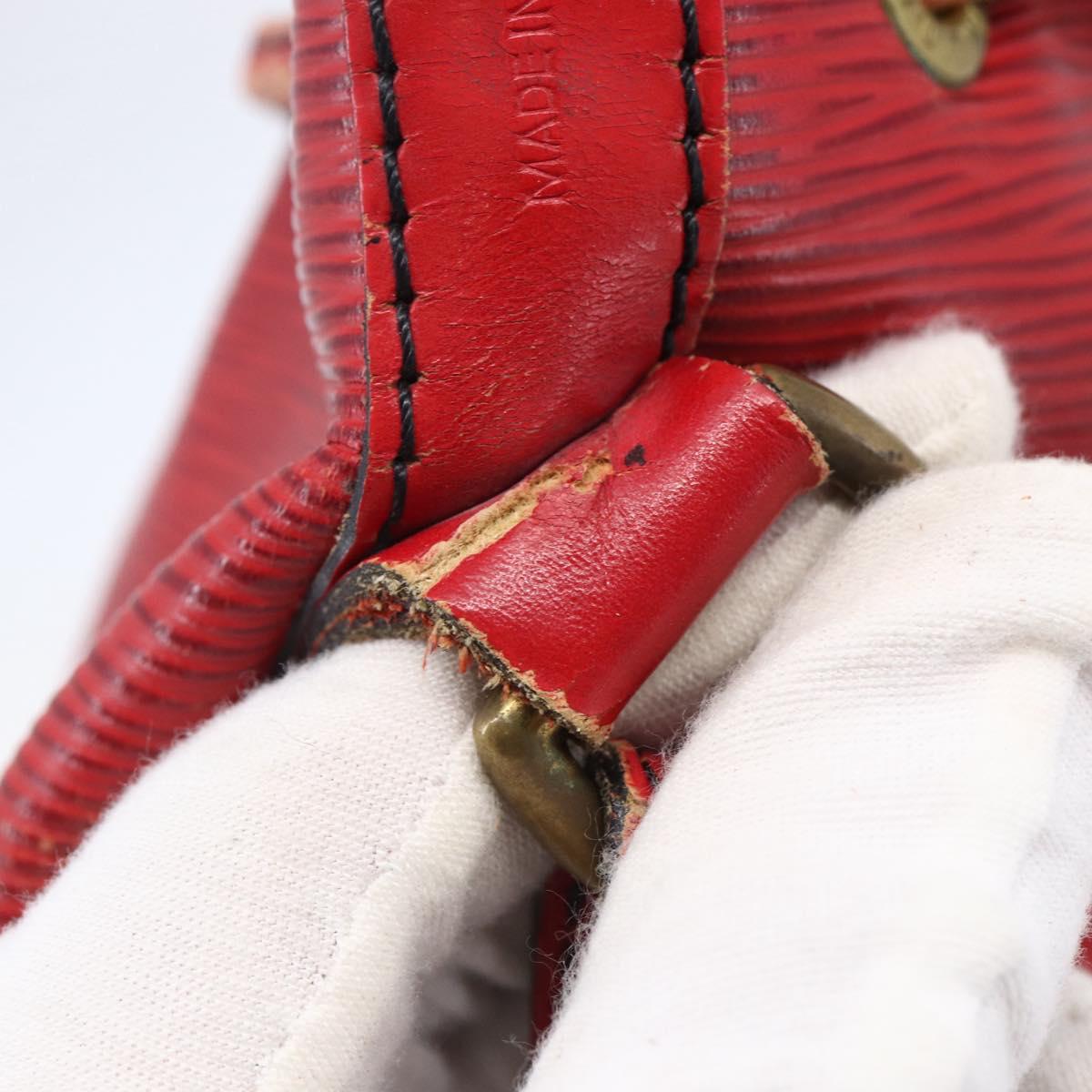 LOUIS VUITTON Epi Petit Noe Shoulder Bag Red M44107 LV Auth 145447