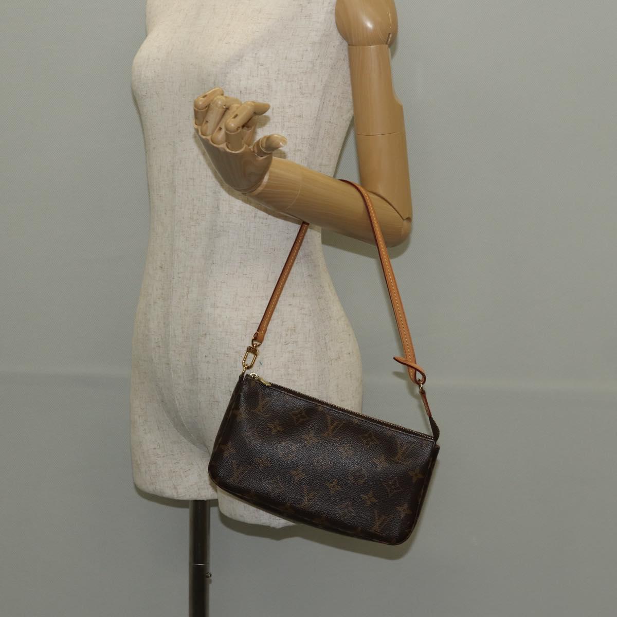 LOUIS VUITTON Monogram Pochette Accessoires Pouch M51980 LV Auth 145592V