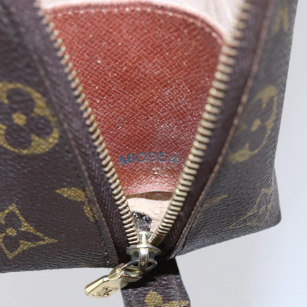 LOUIS VUITTON Monogram Trousse Demi Ronde Cosmetic Pouch M47520 LV Auth 145856