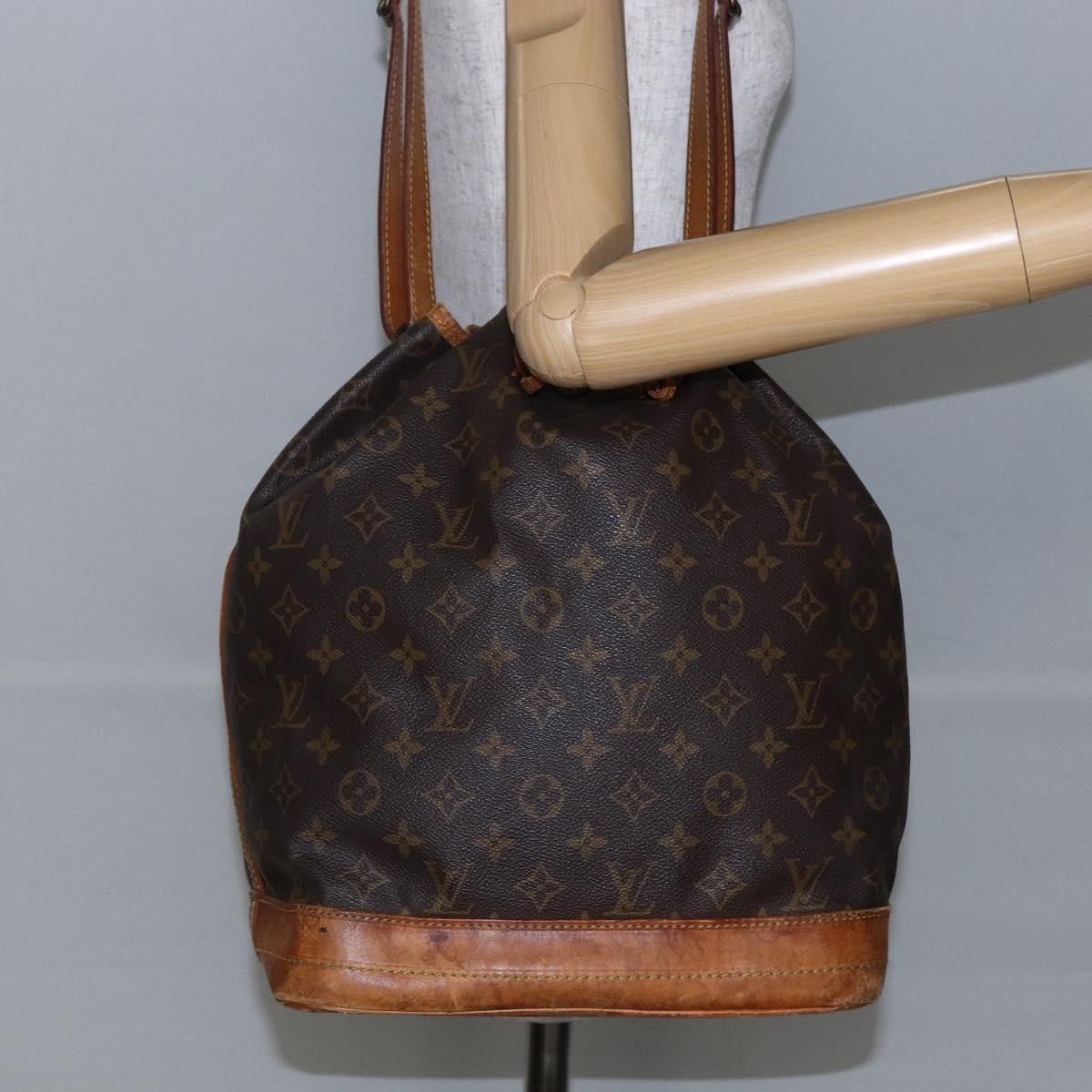 LOUIS VUITTON Monogram Noe Shoulder Bag M42224 LV Auth 145900
