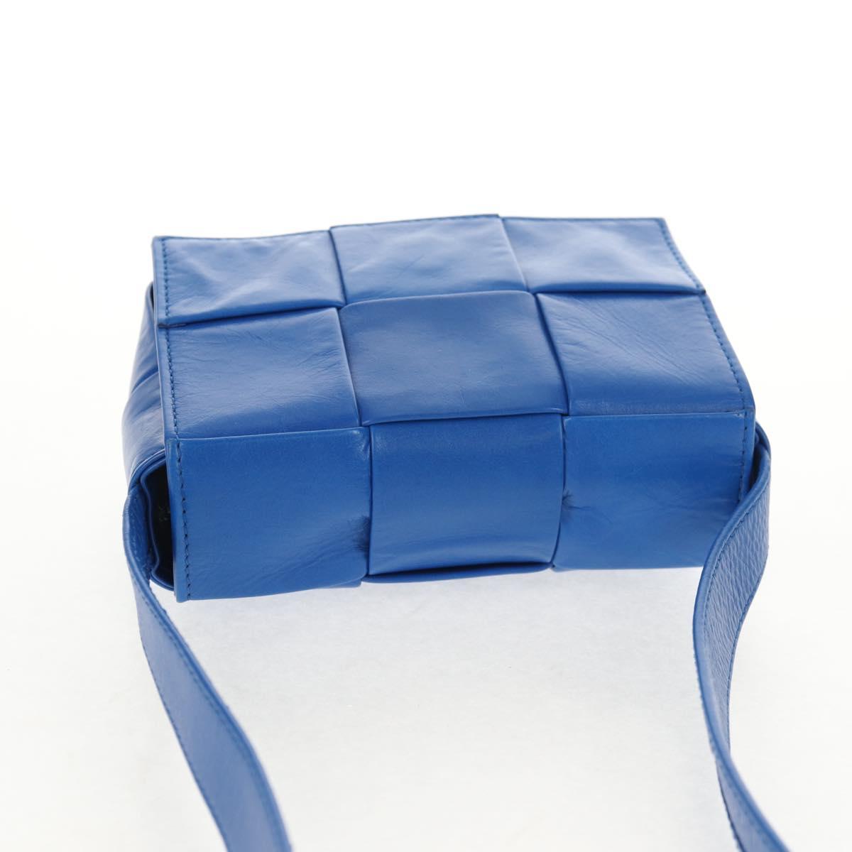 BOTTEGA VENETA MAXI INTRECCIATO Cassette Shoulder Bag Leather Blue Auth 146045V