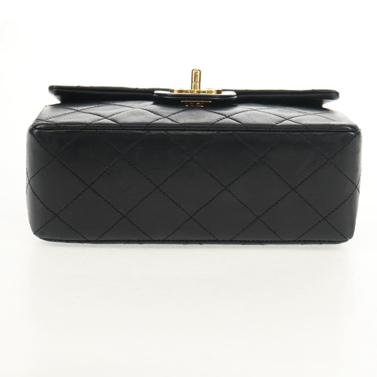 CHANEL Matelasse Chain Shoulder Bag Lamb Skin Black Gold CC Auth 146079SAV
