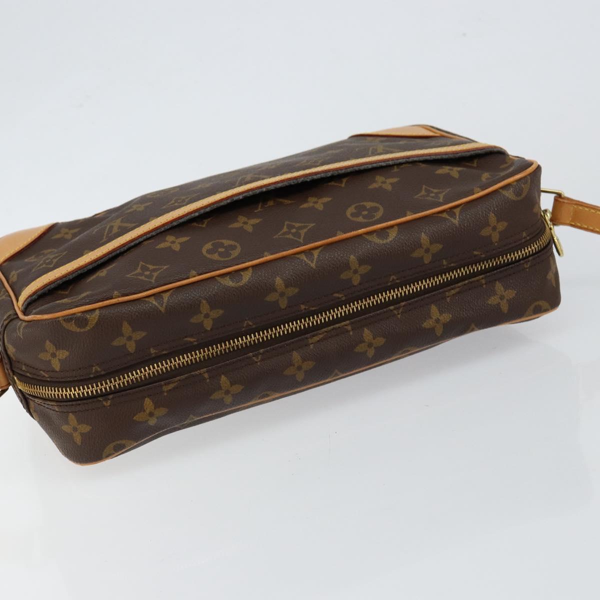 LOUIS VUITTON Monogram Trocadero 30 Shoulder Bag M51272 LV Auth 146117