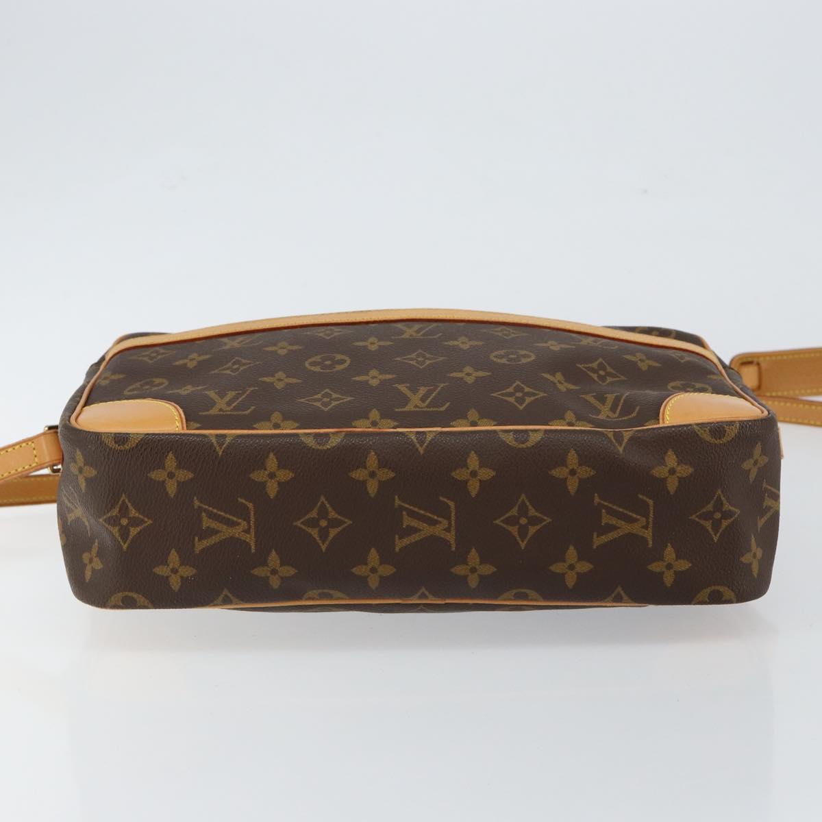 LOUIS VUITTON Monogram Trocadero 30 Shoulder Bag M51272 LV Auth 146117