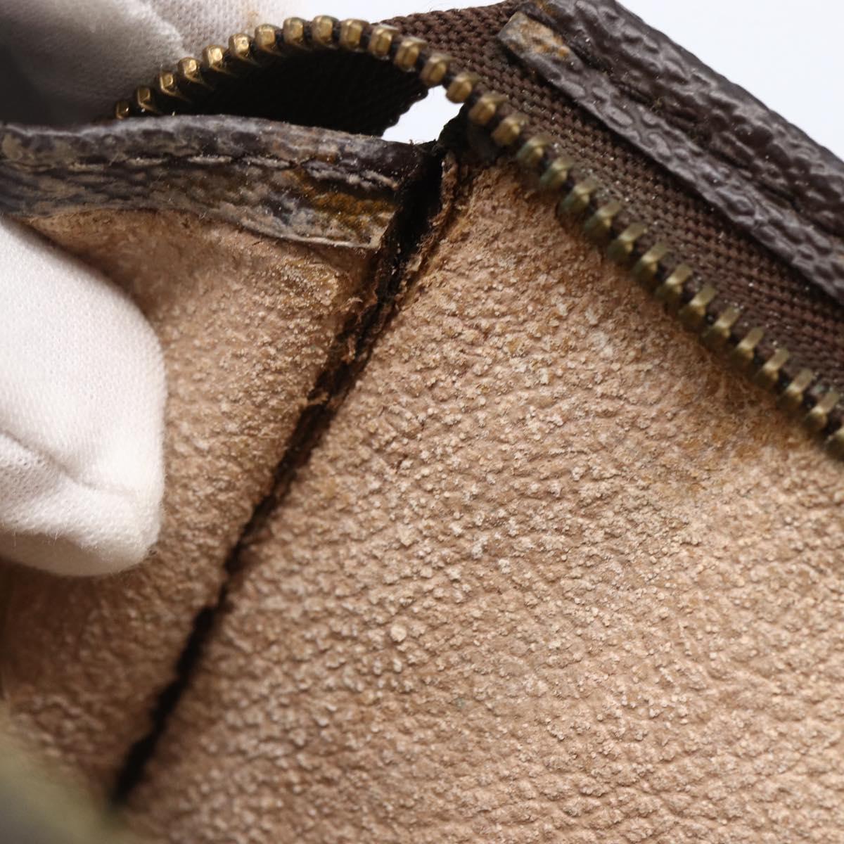 LOUIS VUITTON Monogram Poche Toilette 19 Pouch M47544 LV Auth 146227