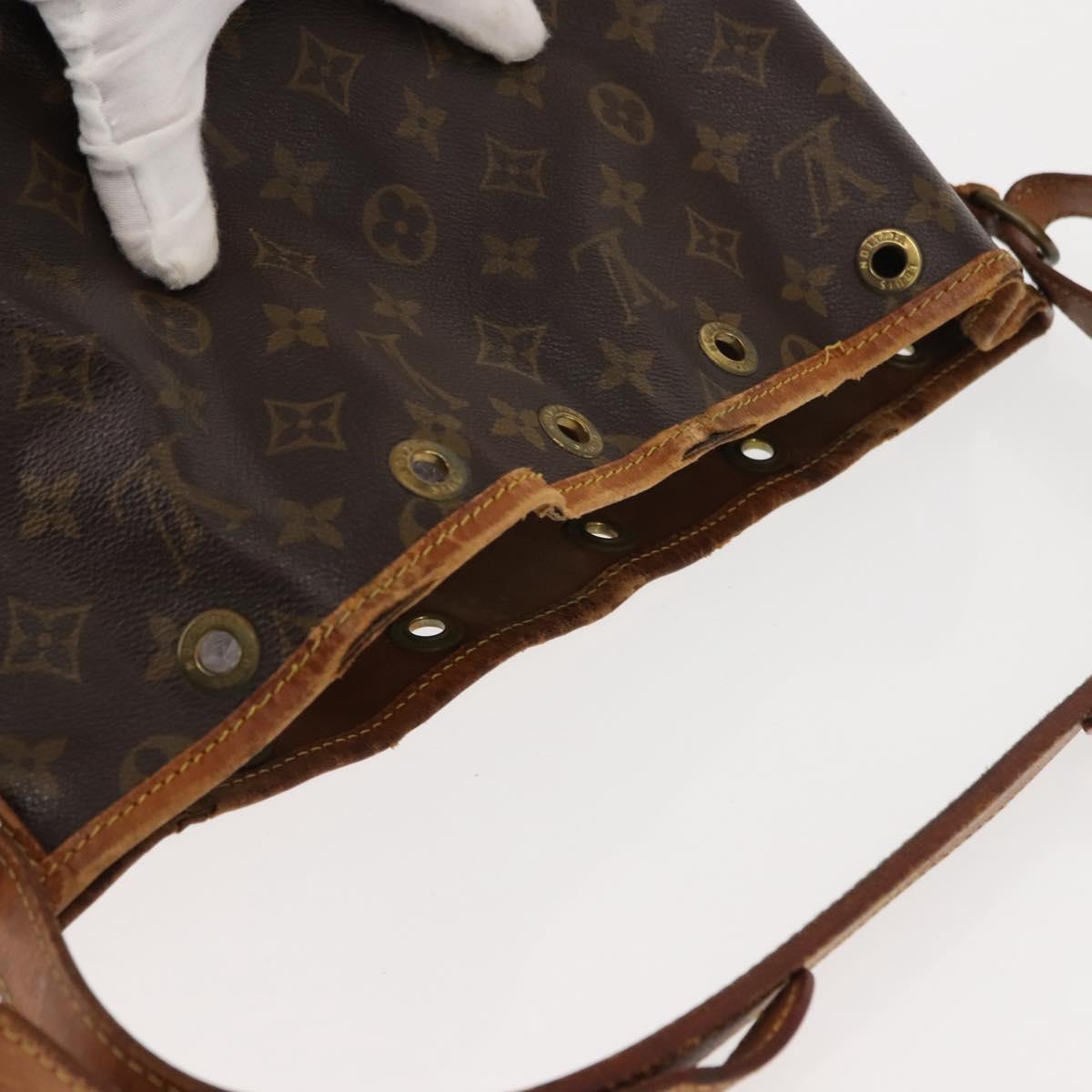 LOUIS VUITTON Monogram Noe Shoulder Bag M42224 LV Auth 146467