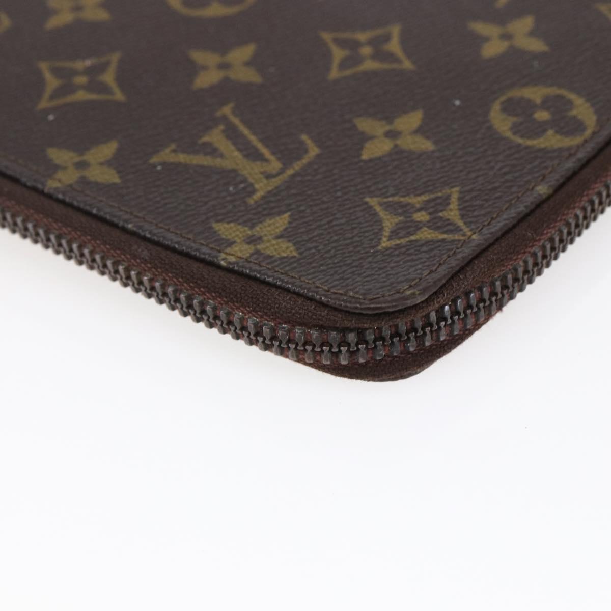 LOUIS VUITTON Monogram Passport Case LV Auth 146527