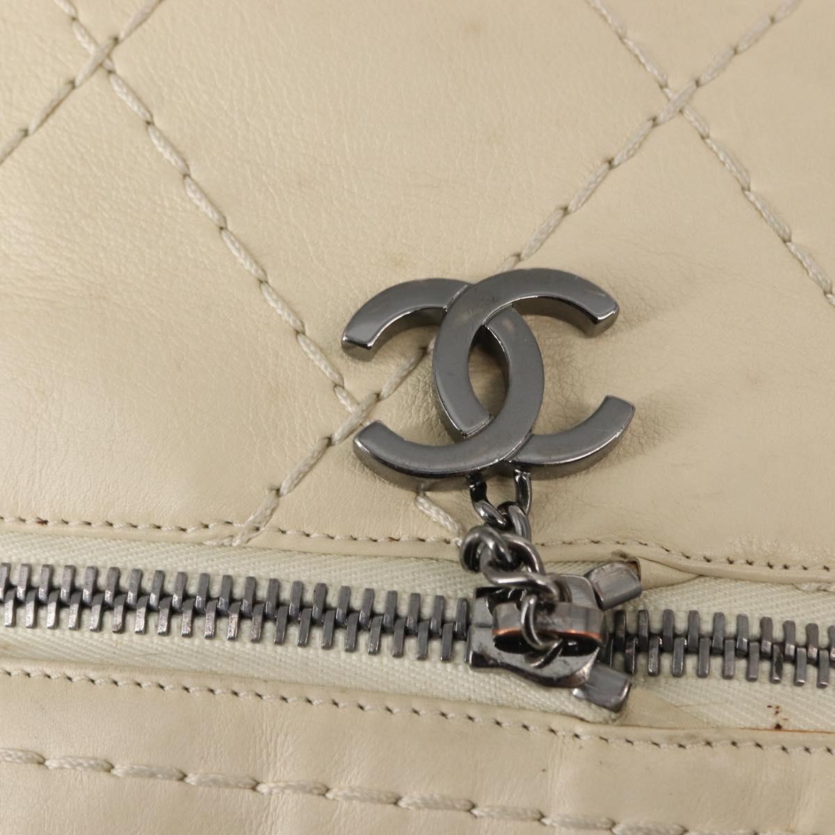 CHANEL Wild Stitch Chain Shoulder Bag Leather Ivory Silver CC Auth 146532