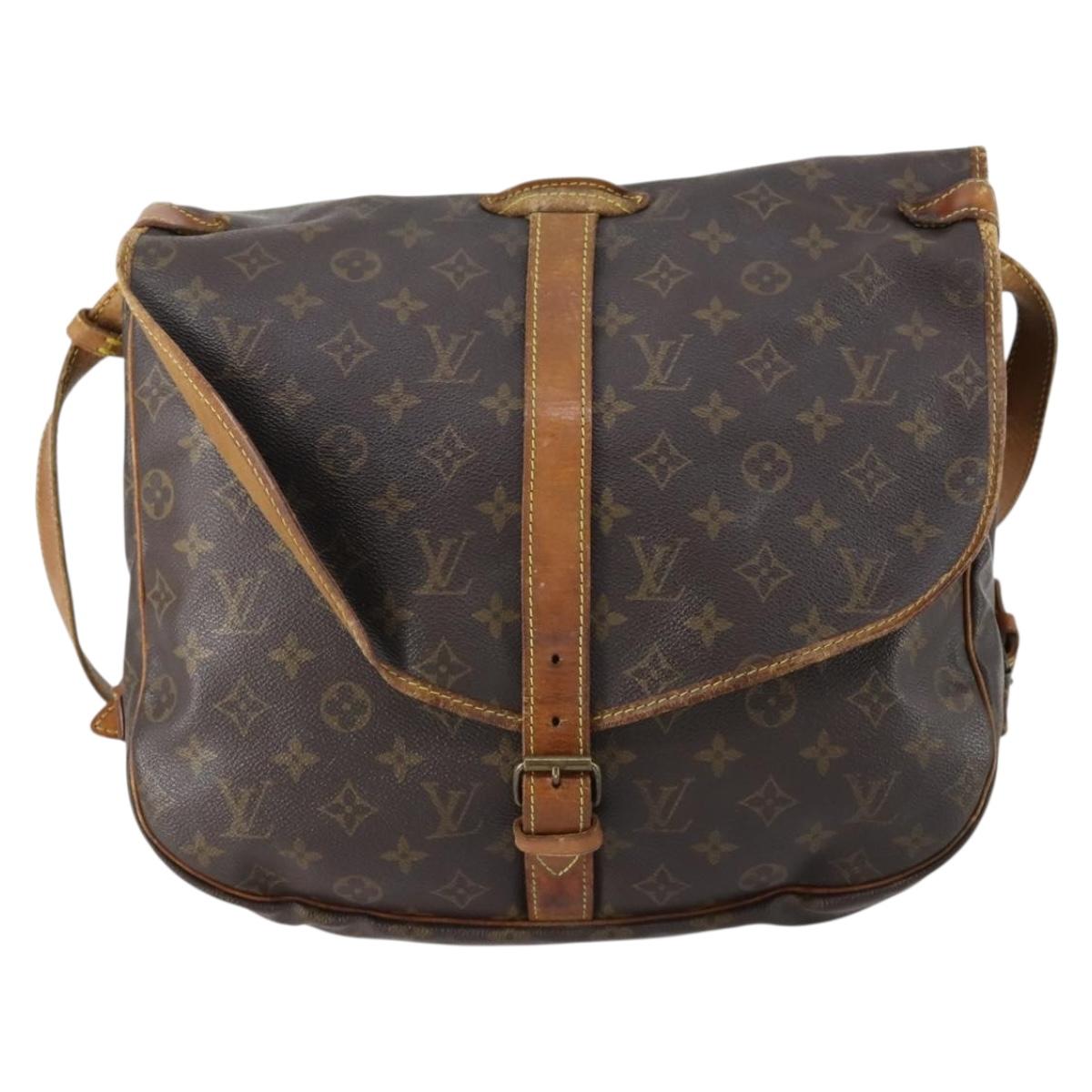 LOUIS VUITTON Monogram Saumur 35 Shoulder Bag M42254 LV Auth 146596