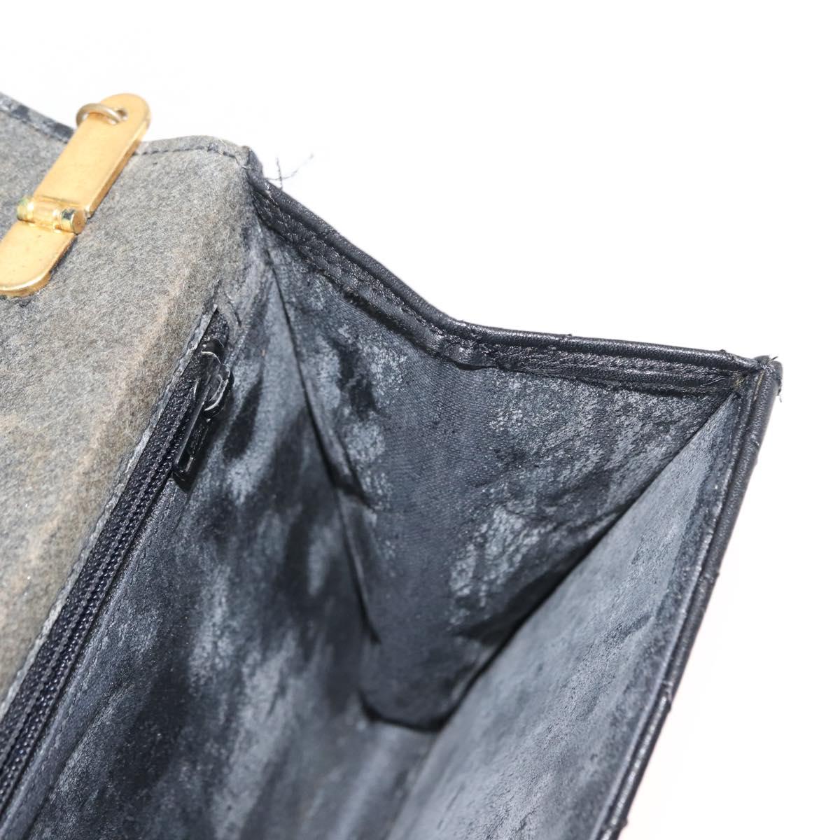 GIVENCHY Chain Shoulder Bag Leather Black Gold Auth 146686