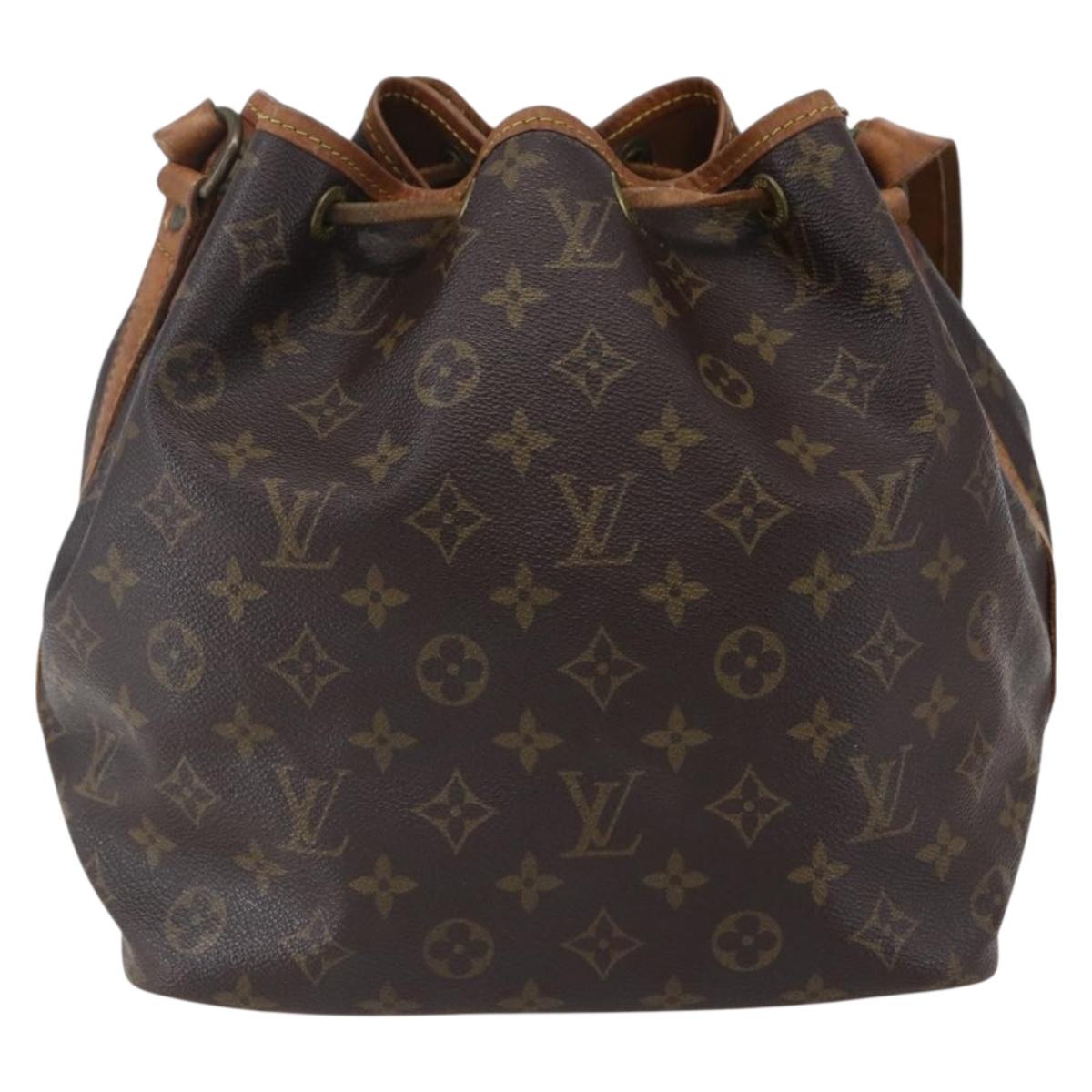 LOUIS VUITTON Monogram Petit Noe Shoulder Bag M42226 LV Auth 146890