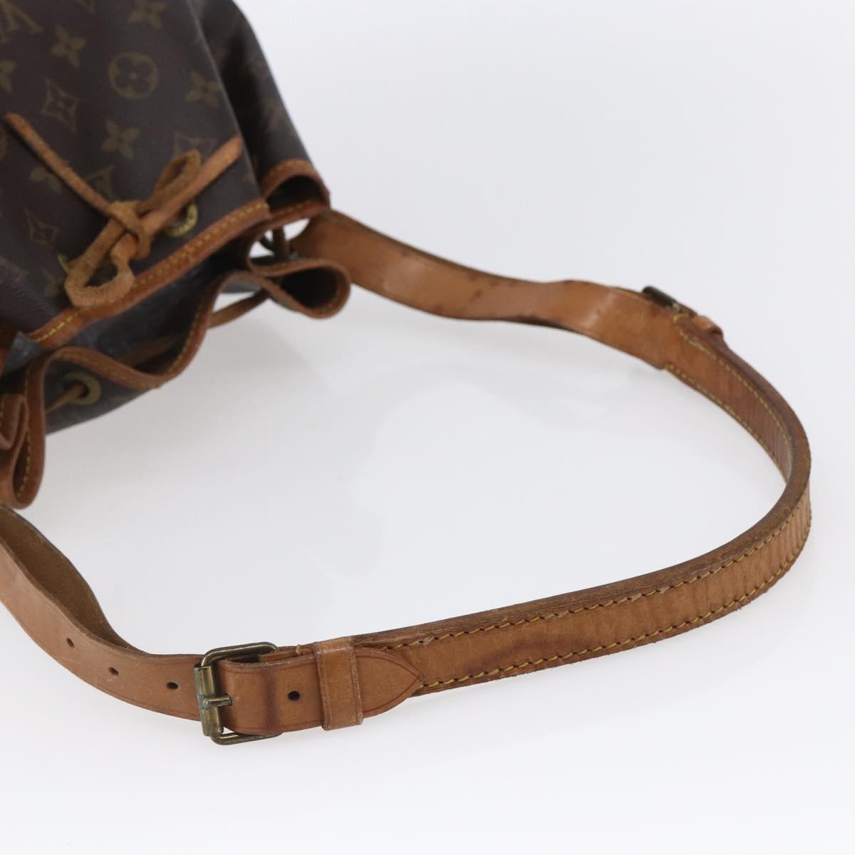 LOUIS VUITTON Monogram Petit Noe Shoulder Bag M42226 LV Auth 146890