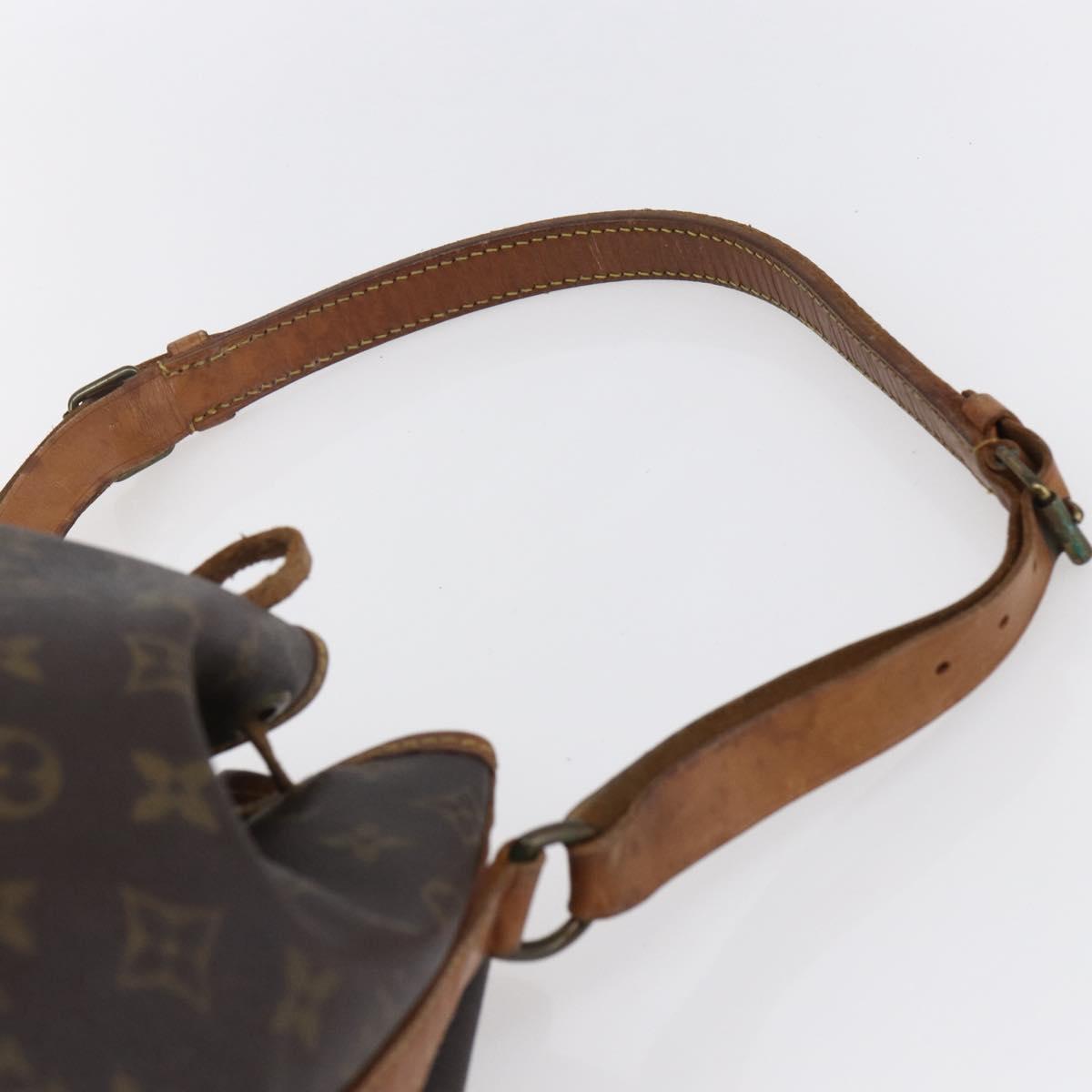 LOUIS VUITTON Monogram Petit Noe Shoulder Bag M42226 LV Auth 146890