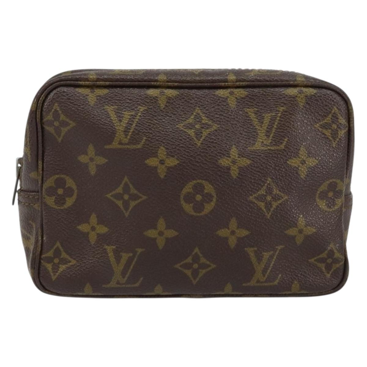 LOUIS VUITTON Monogram Trousse Toilette 18 Pouch M47526 LV Auth 147022