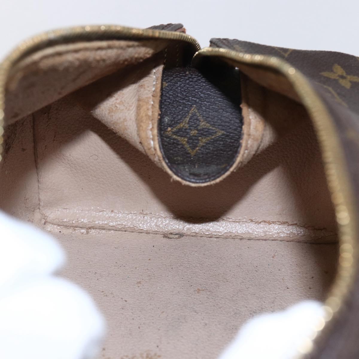 LOUIS VUITTON Monogram Trousse Patte Pression Cosmetic Pouch M47636 Auth 147161