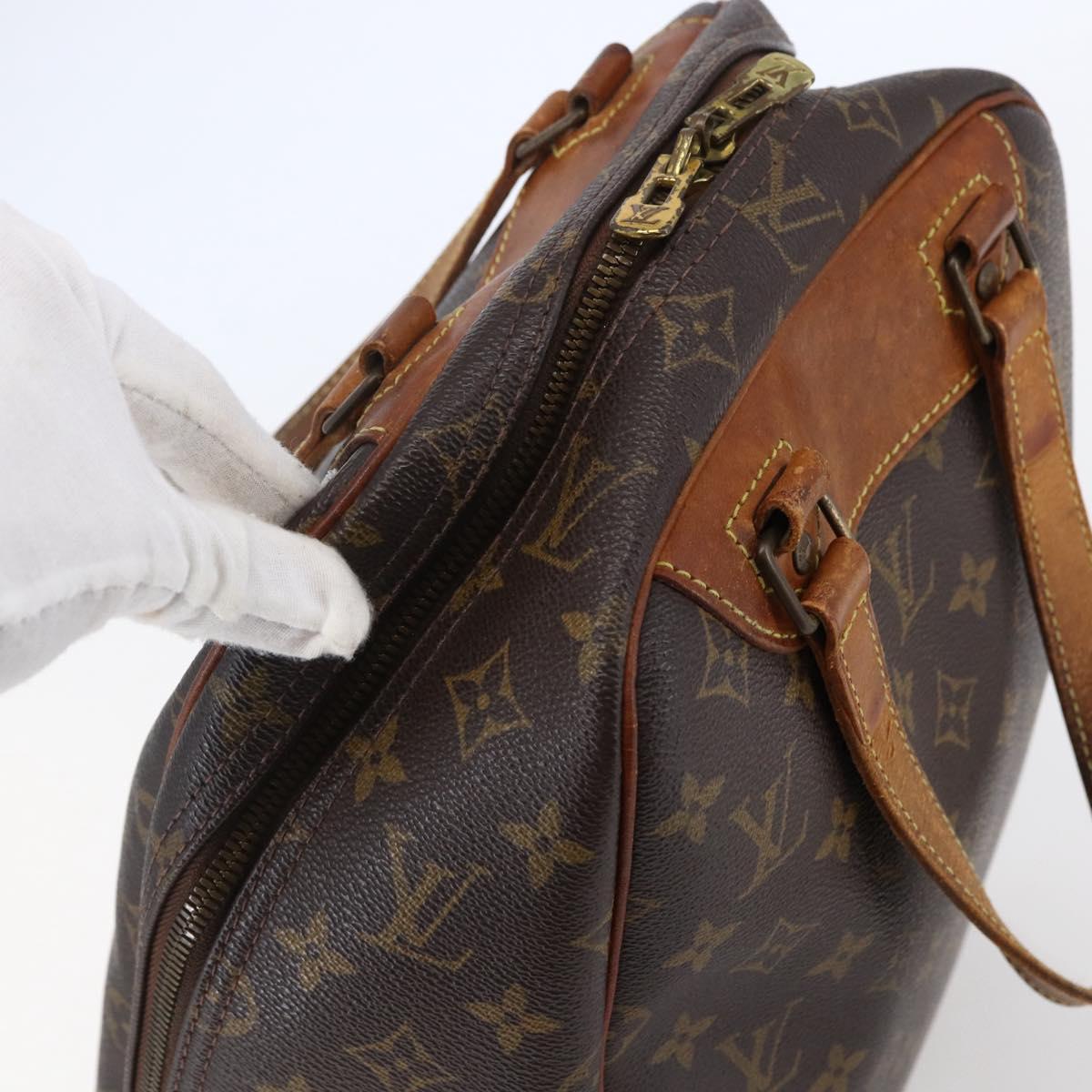LOUIS VUITTON Monogram Excursion Hand Bag M41450 LV Auth 147164