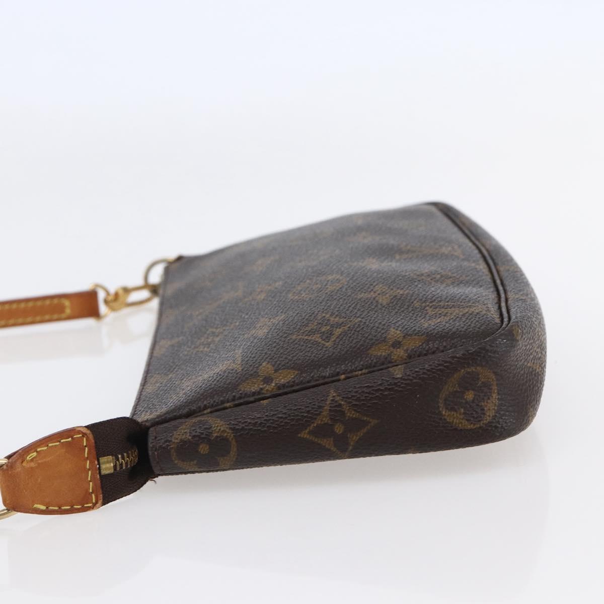 LOUIS VUITTON Monogram Pochette Accessoires Pouch M51980 LV Auth 147220