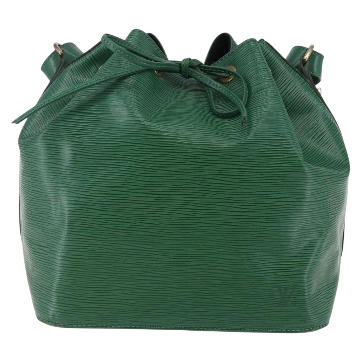 LOUIS VUITTON Epi Petit Noe Shoulder Bag Green M44104 LV Auth 147274