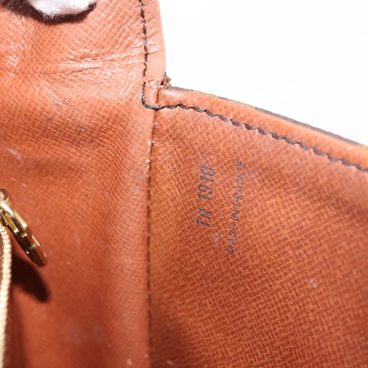 LOUIS VUITTON Monogram Saint Cloud GM Shoulder Bag M51242 LV Auth 147315