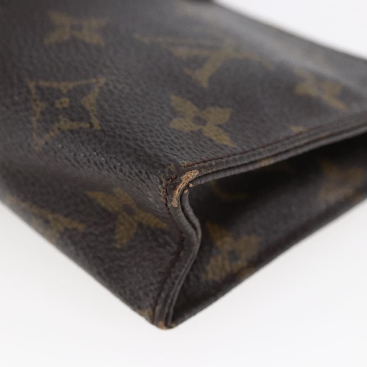 LOUIS VUITTON Monogram Poche Toilette 15 Pouch M47546 LV Auth 147368