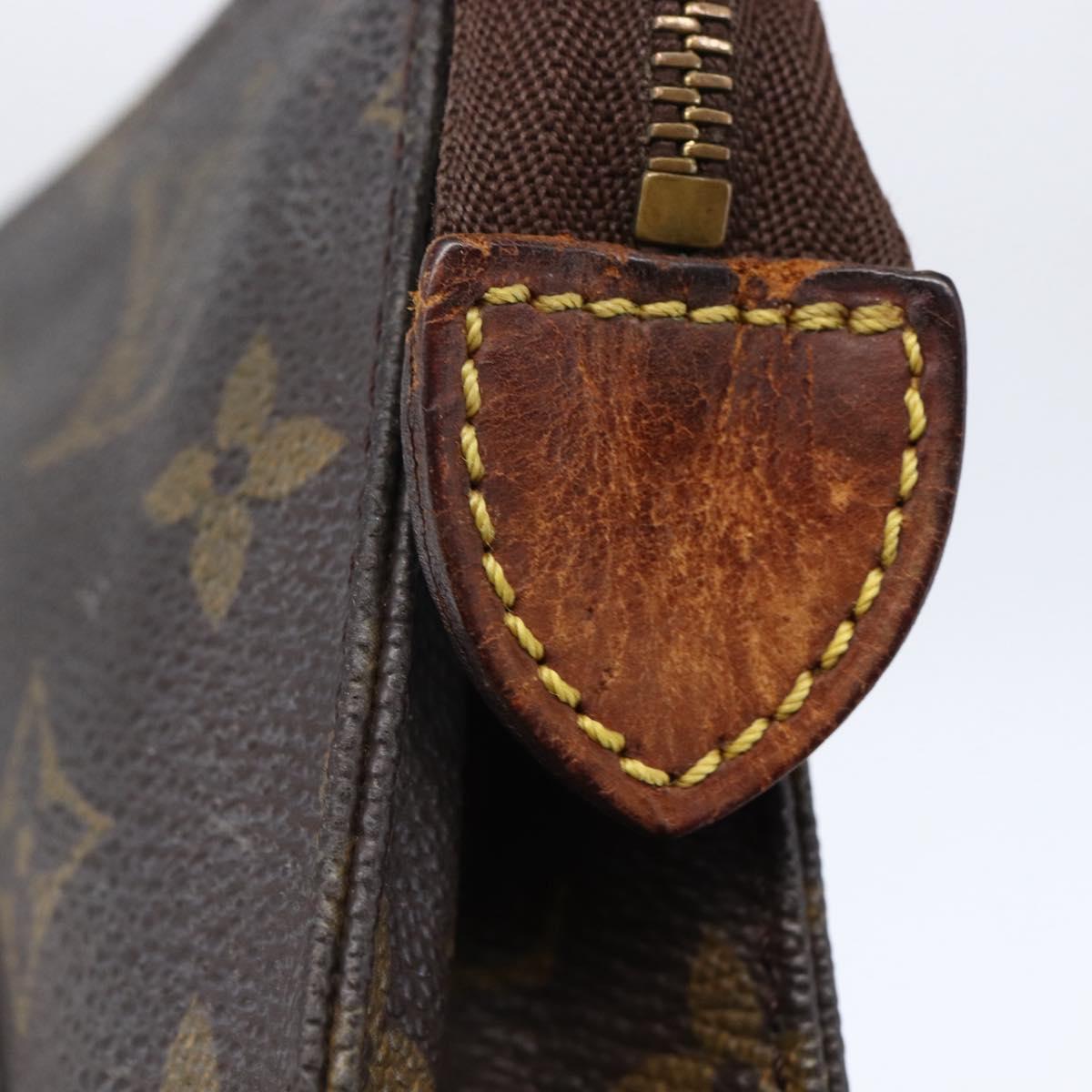 LOUIS VUITTON Monogram Poche Toilette 15 Pouch M47546 LV Auth 147368