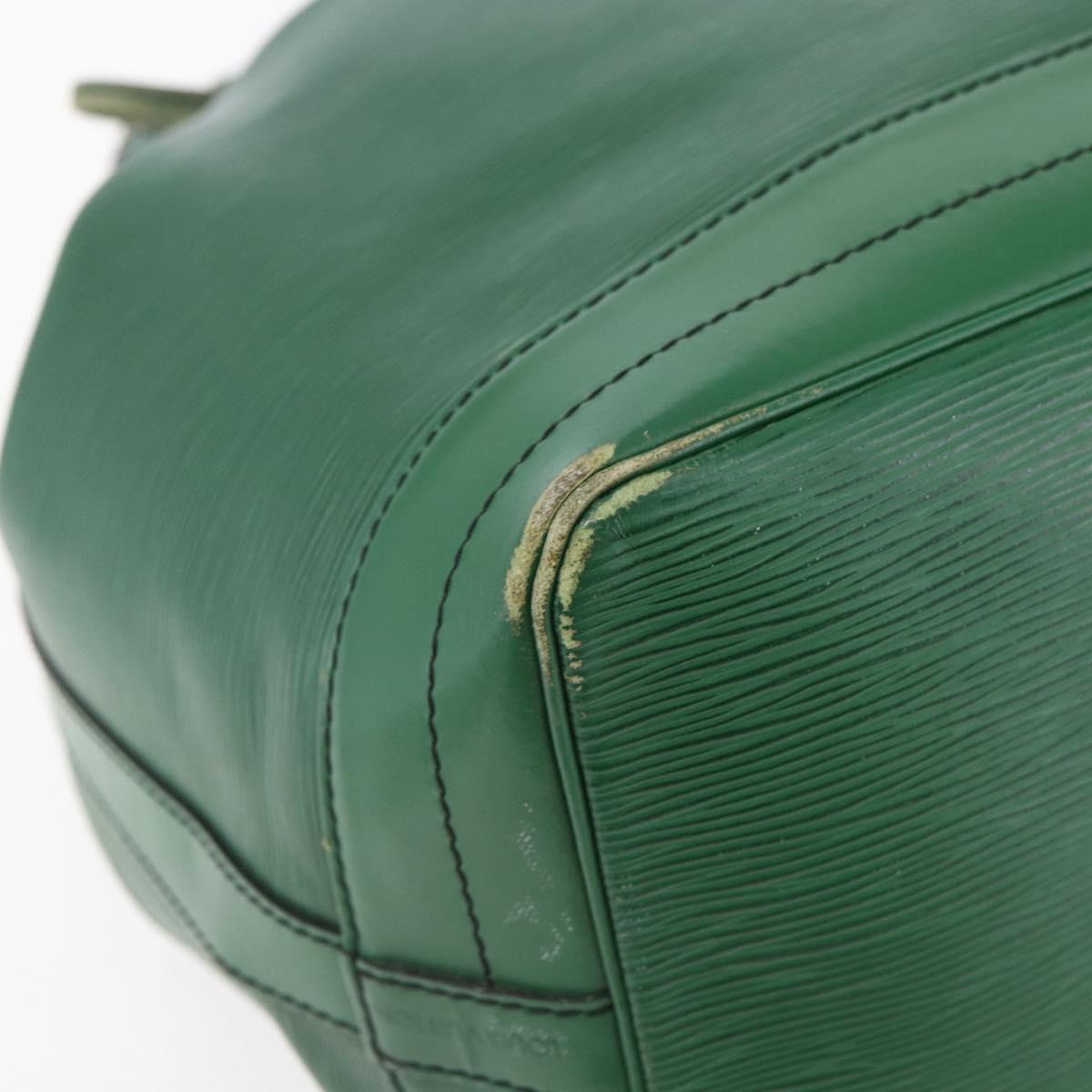 LOUIS VUITTON Epi Noe Shoulder Bag Green M44004 LV Auth 147471