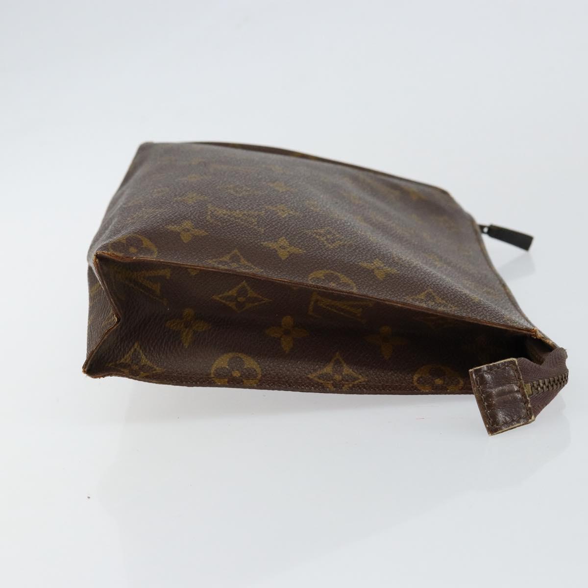 LOUIS VUITTON Monogram Poche Toilette 26 Pouch M47542 LV Auth 147647