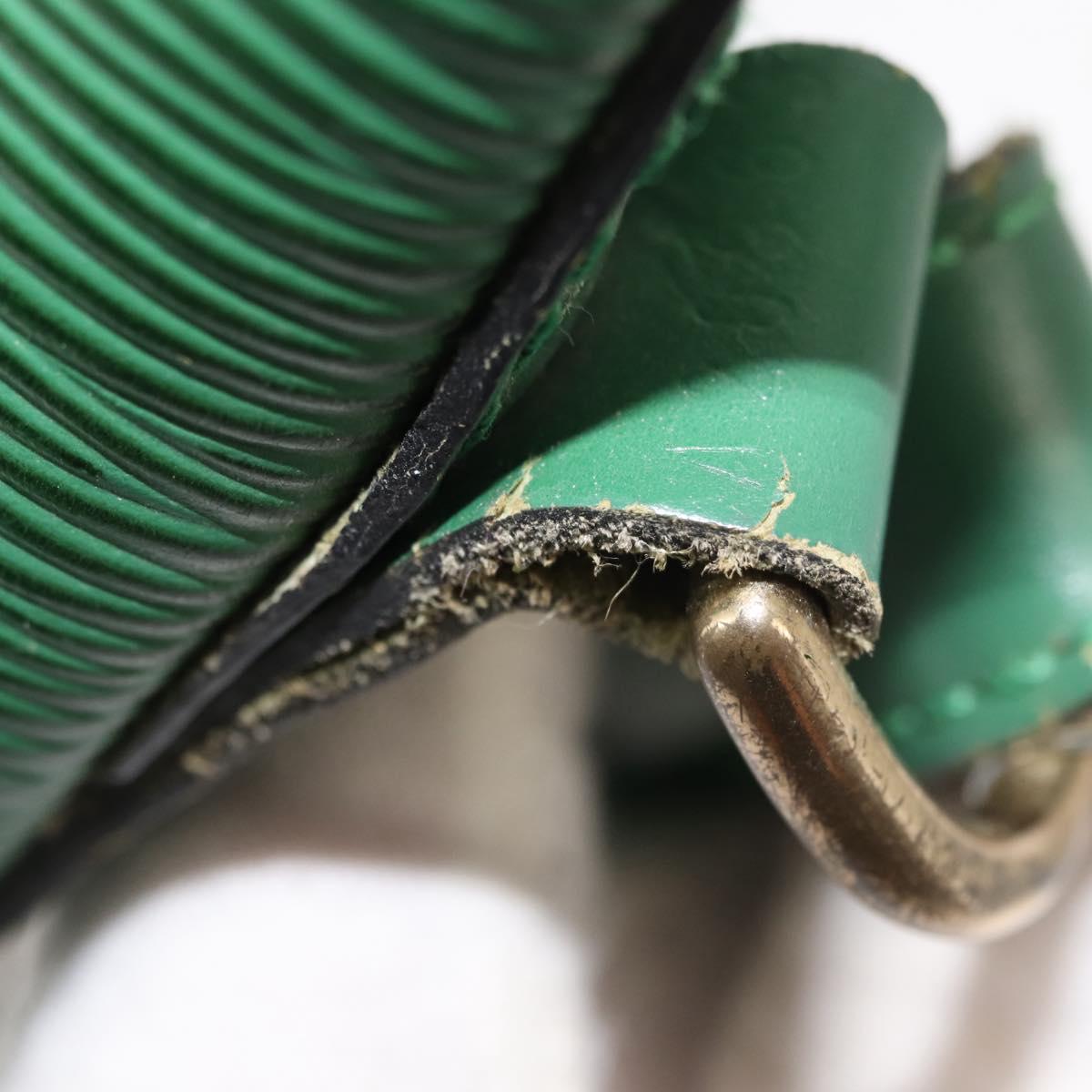 LOUIS VUITTON Epi Petit Noe Shoulder Bag Green M44104 LV Auth 147759