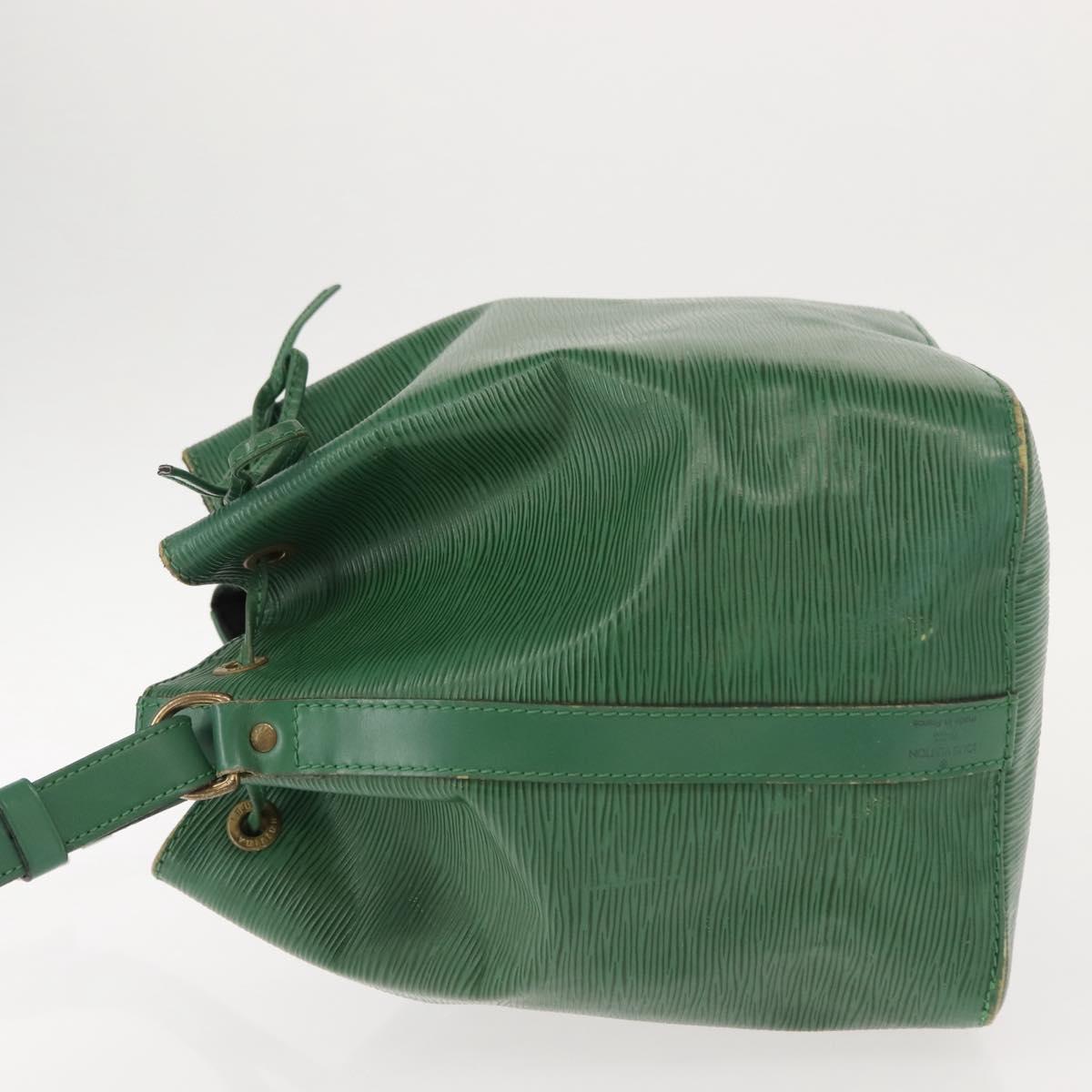 LOUIS VUITTON Epi Petit Noe Shoulder Bag Green M44104 LV Auth 147759