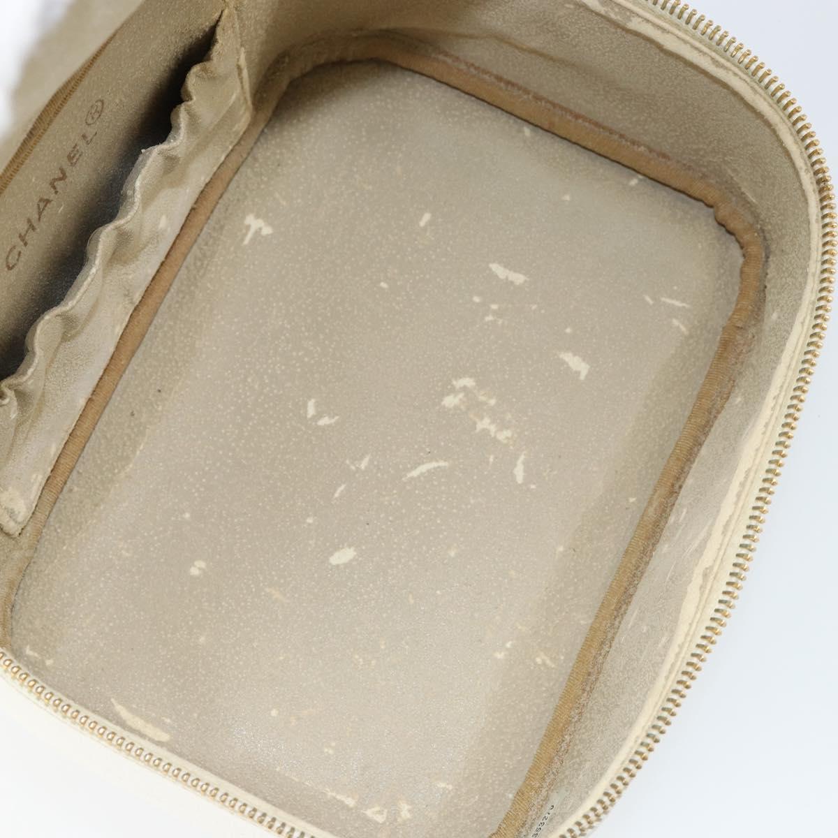CHANEL Bicolore Vanity Bag Caviar Skin White Gold CC Auth 147795
