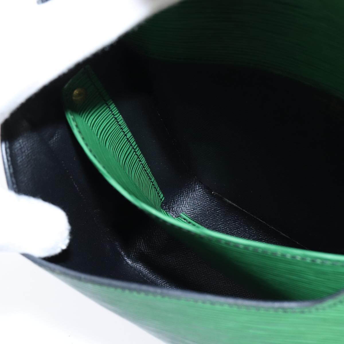 LOUIS VUITTON Epi Cartouchiere MM Shoulder Bag Green M52244 LV Auth 147850