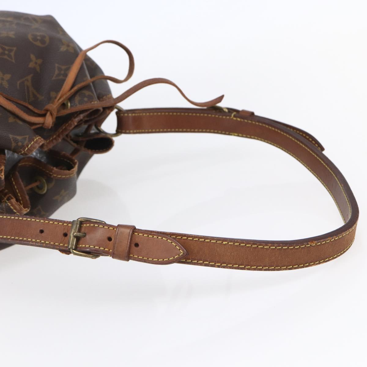 LOUIS VUITTON Monogram Noe Shoulder Bag M42224 LV Auth 148046