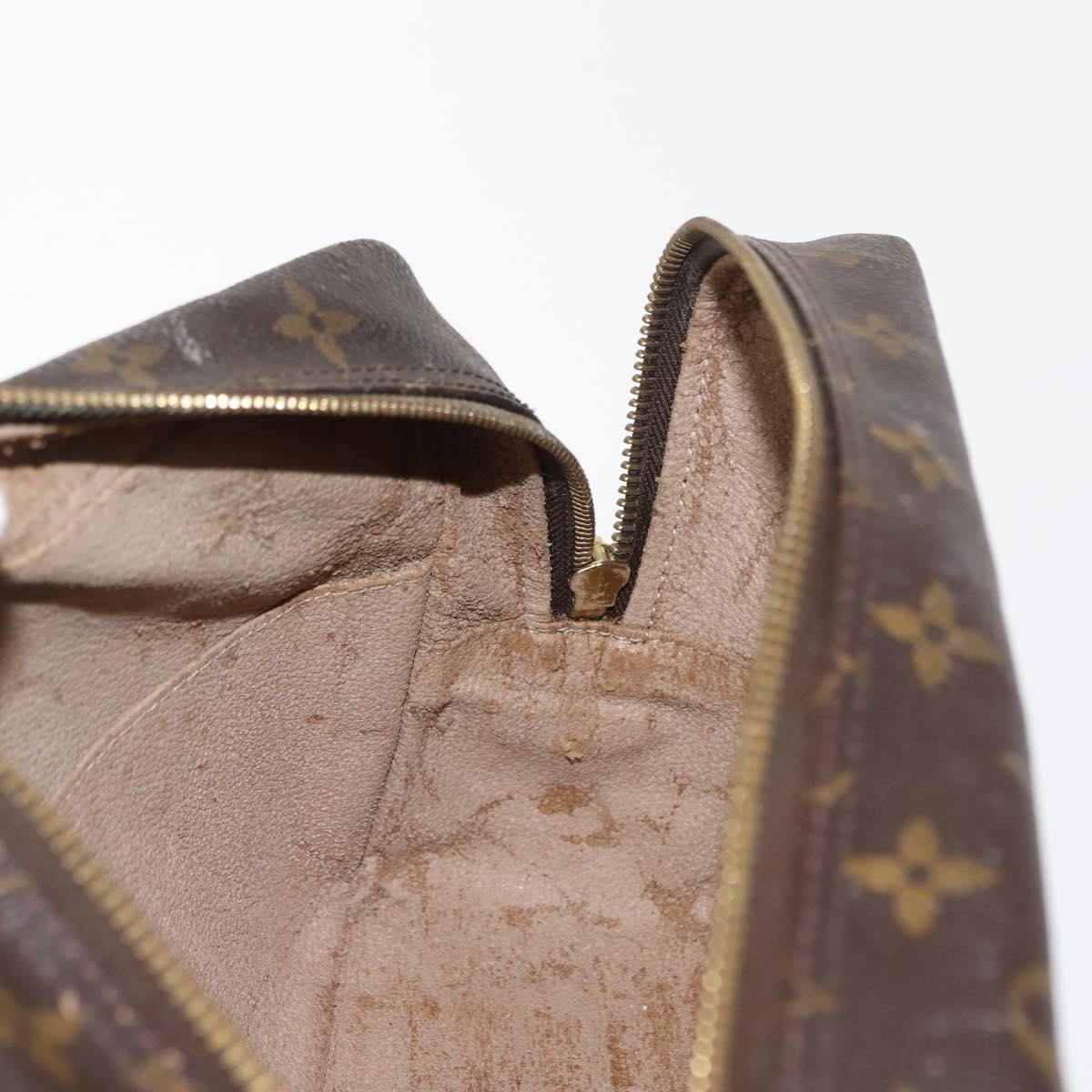 LOUIS VUITTON Monogram Trousse Toilette 28 Clutch Bag M47522 LV Auth 148093