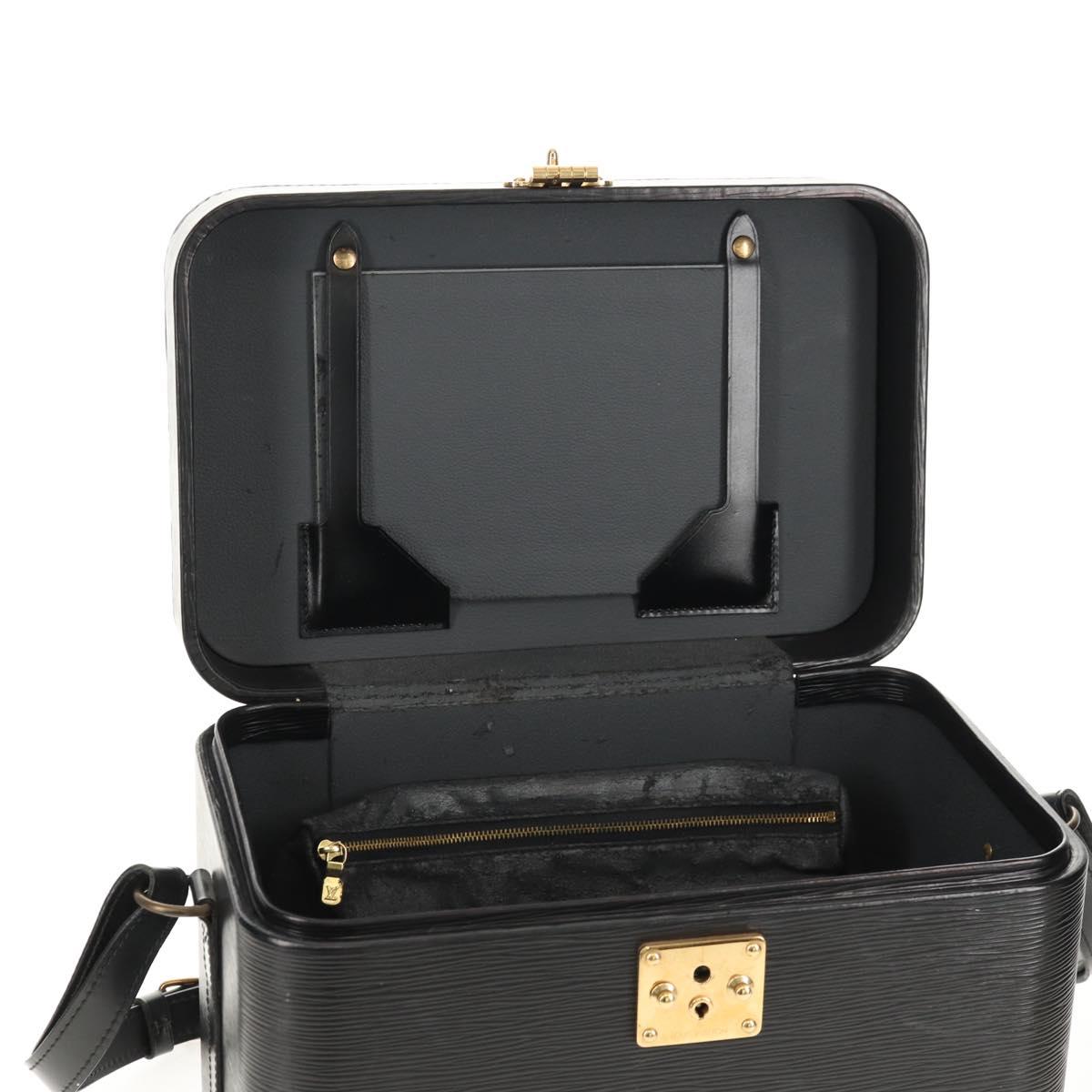 LOUIS VUITTON Vanity Epi Shoulder Bag Black LV Auth 148141
