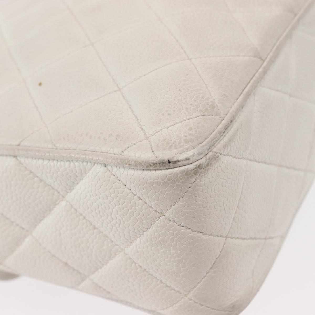 CHANEL Matelasse Chain Shoulder Bag Caviar Skin White Gold CC Auth 148356