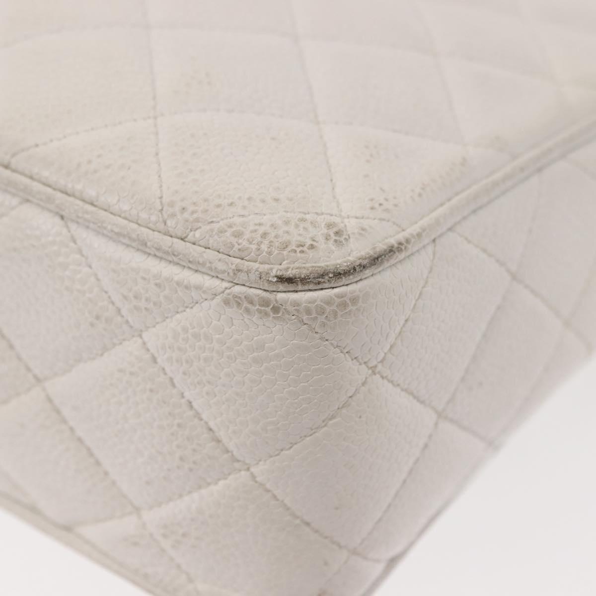 CHANEL Matelasse Chain Shoulder Bag Caviar Skin White Gold CC Auth 148356
