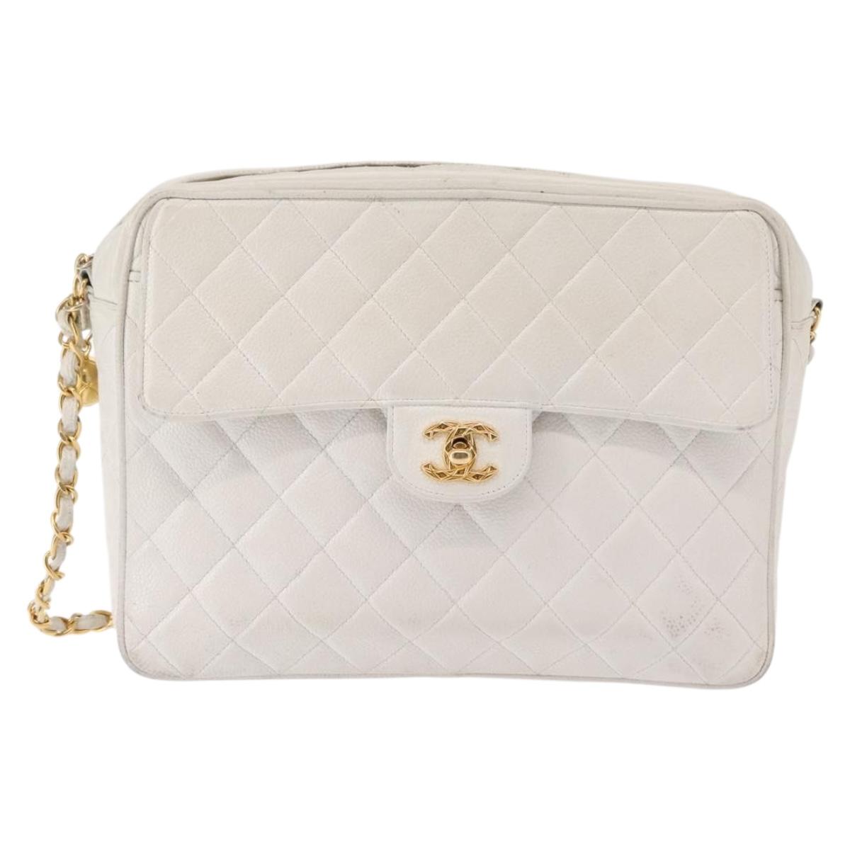 CHANEL Matelasse Chain Shoulder Bag Caviar Skin White Gold CC Auth 148356