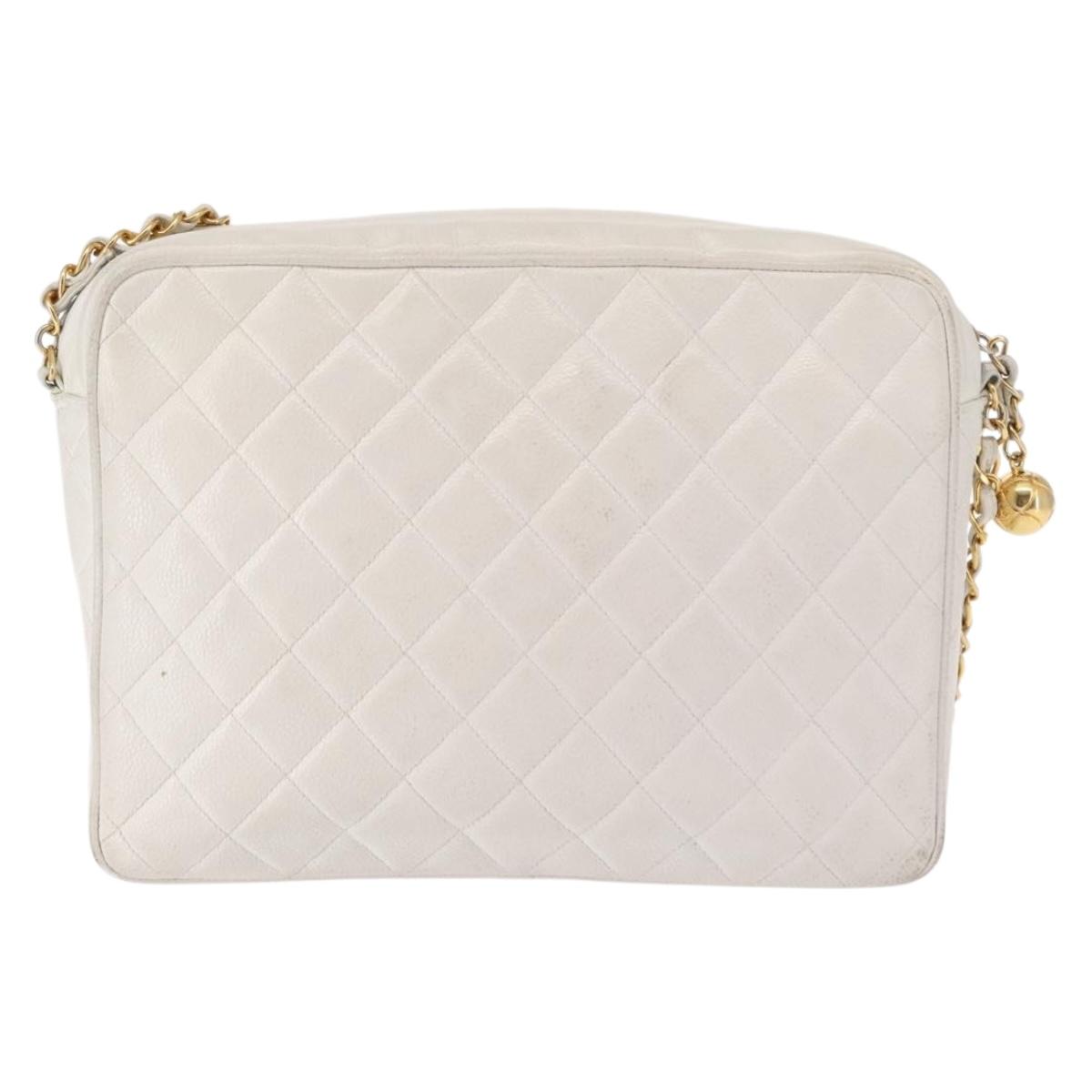 CHANEL Matelasse Chain Shoulder Bag Caviar Skin White Gold CC Auth 148356