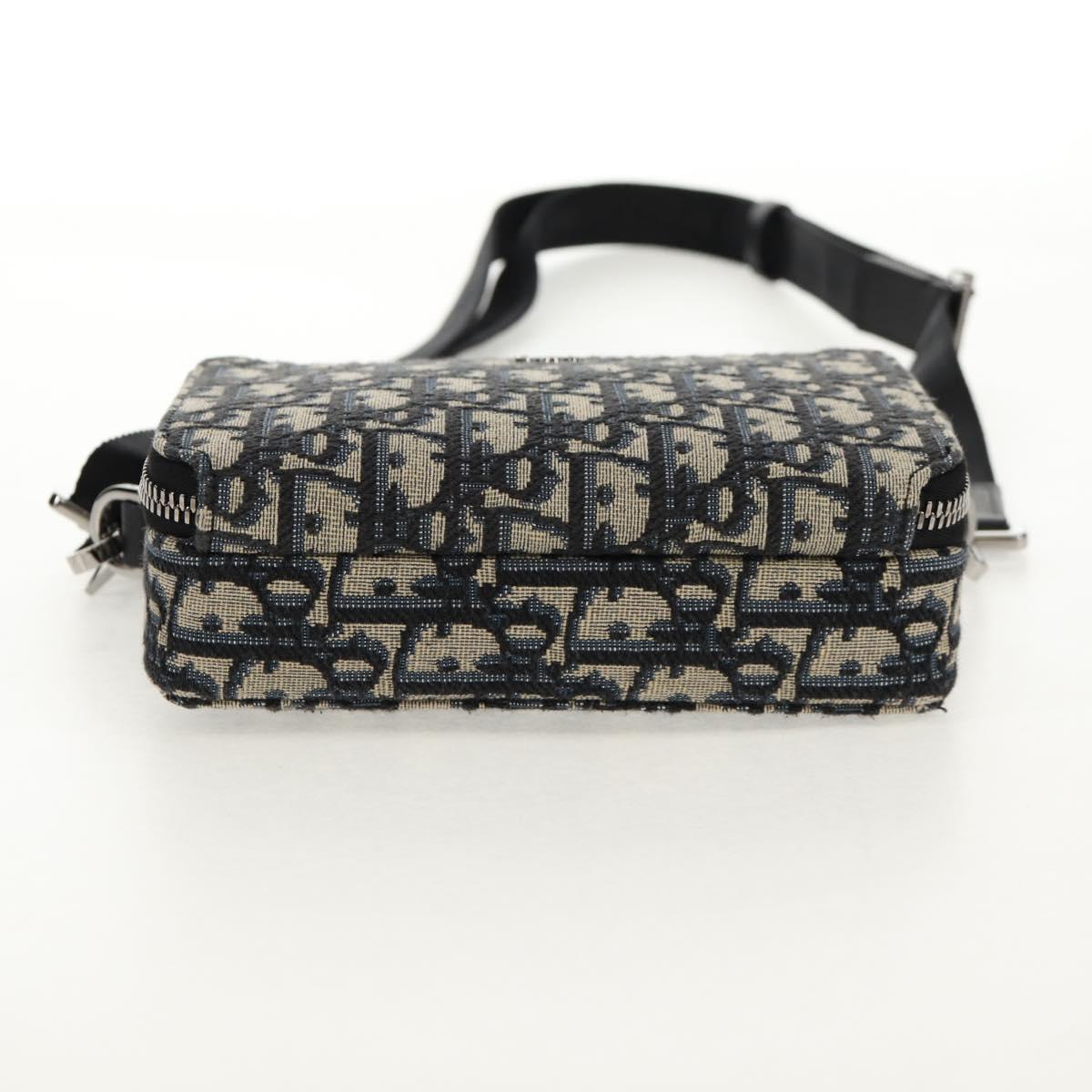 Christian Dior Trotter Canvas Oblique Shoulder Bag Navy Silver Auth 148526SAM