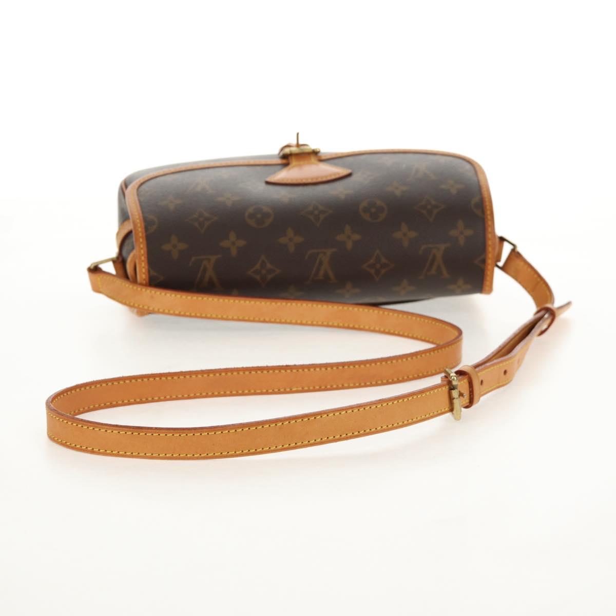 LOUIS VUITTON Monogram Sologne Shoulder Bag M42250 LV Auth 148527V