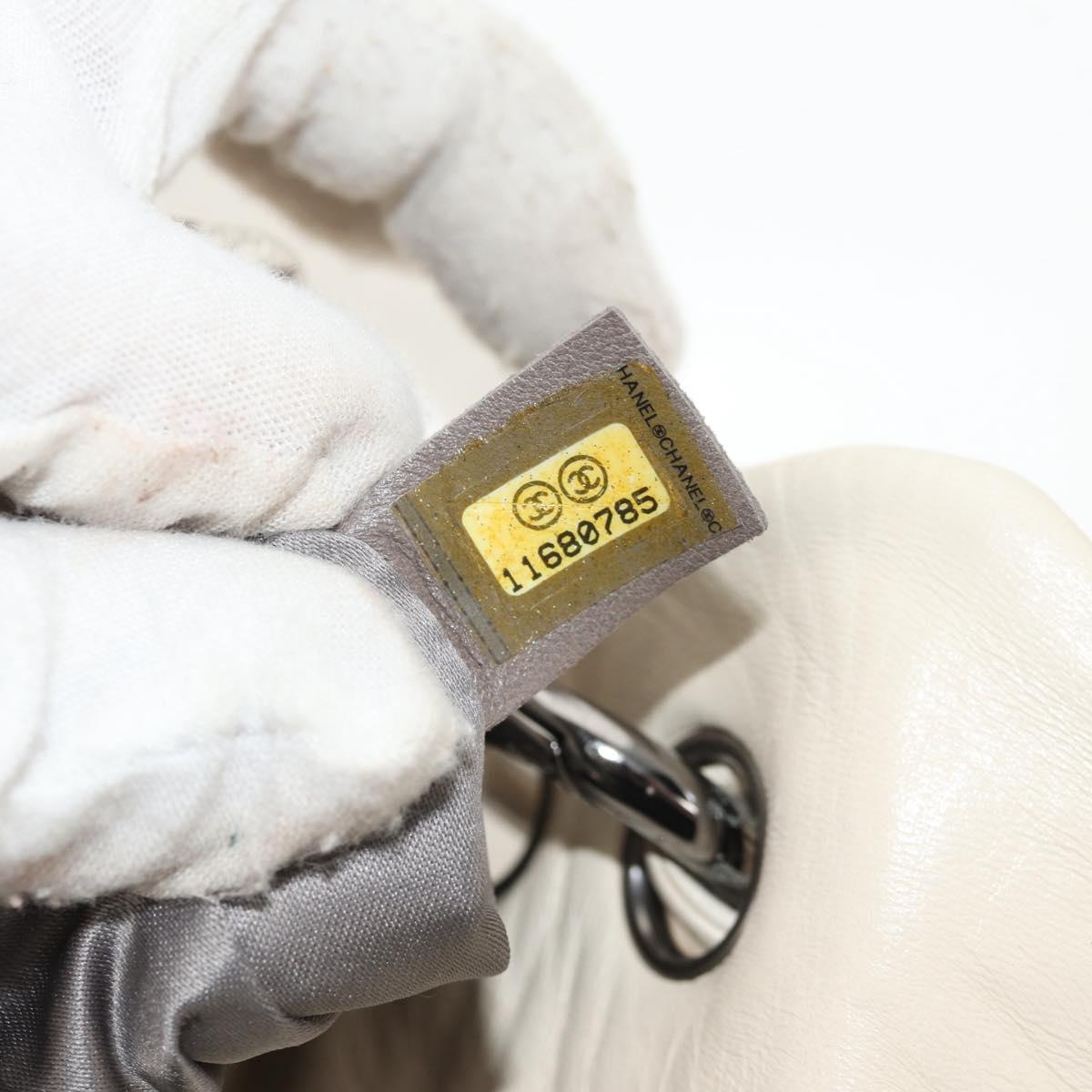 CHANEL Shoulder Bag Lamb Skin White Silver CC Auth 148619AV